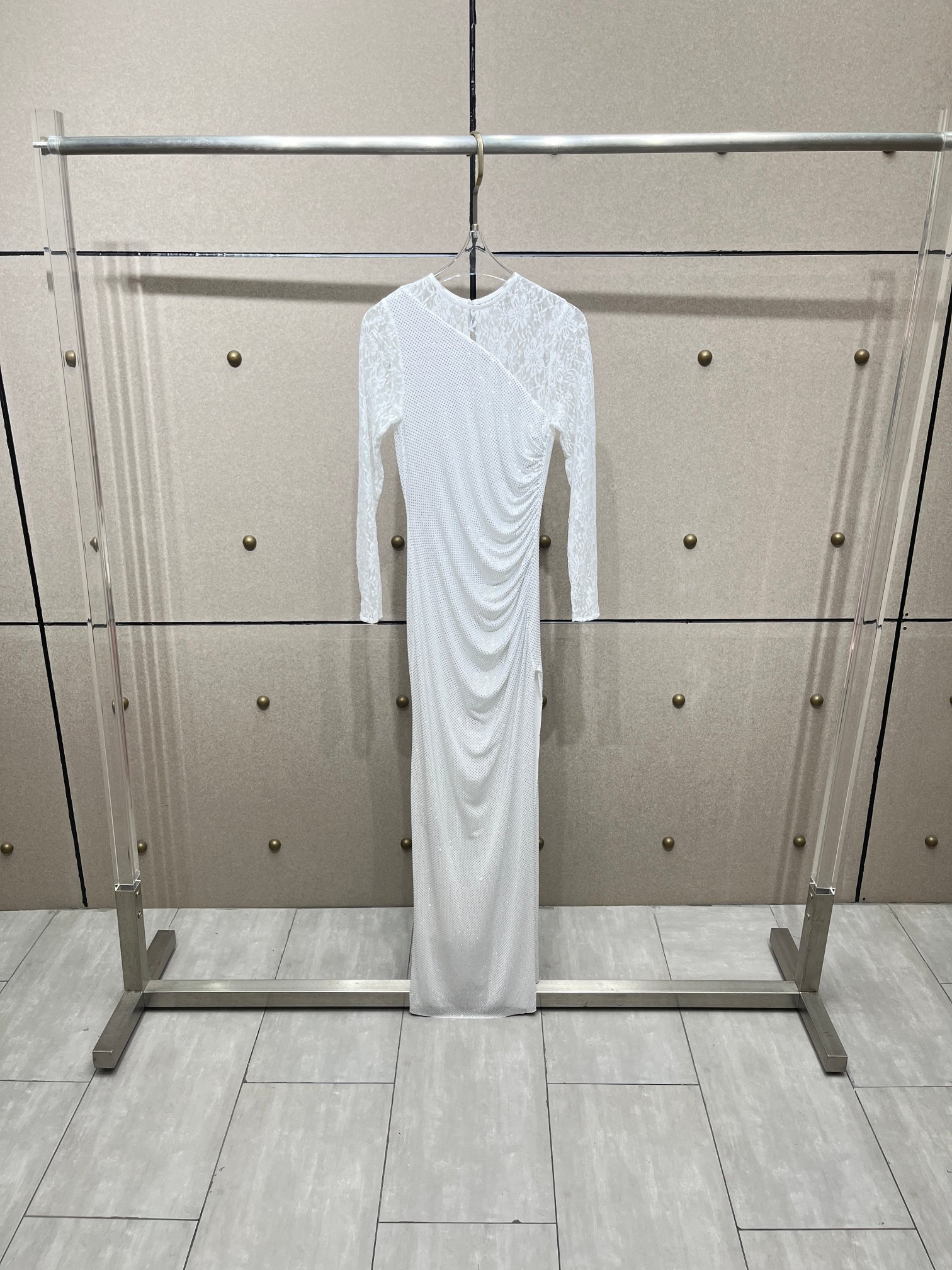 ❤️蕾丝拼接烫钻礼服裙！两色 SML