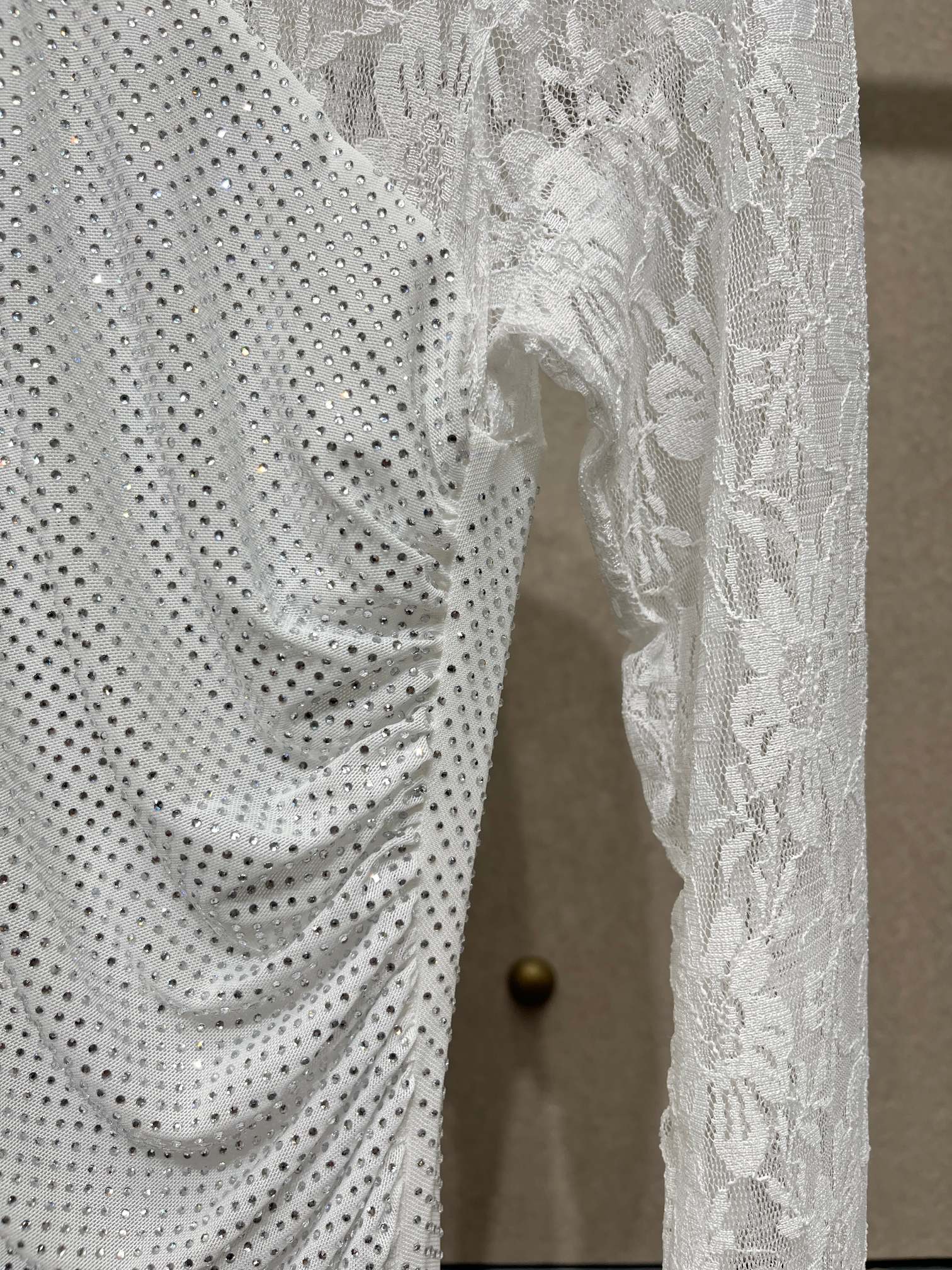 ❤️蕾丝拼接烫钻礼服裙！两色 SML