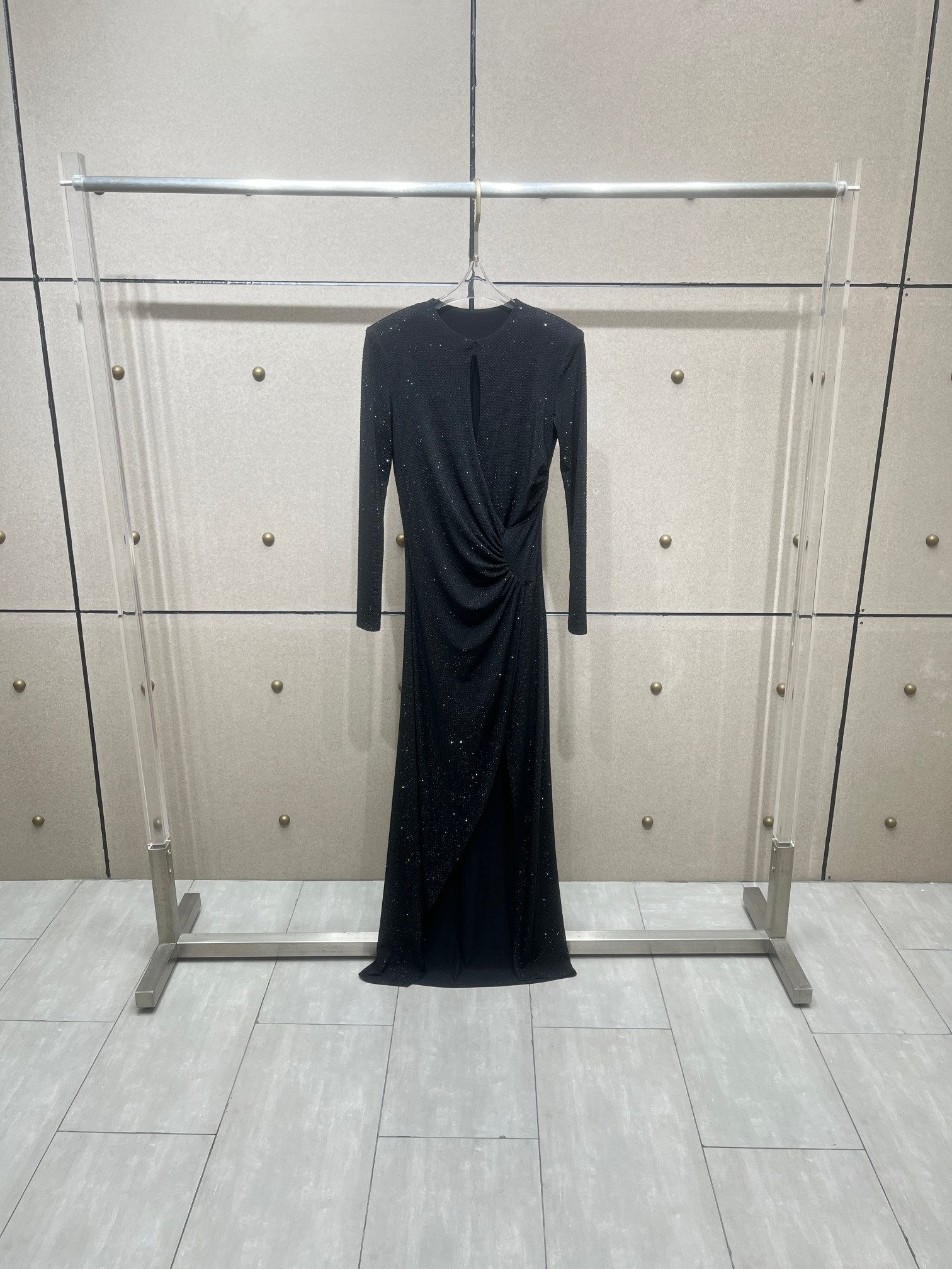 NO:505517,Pleated diamond-drawing dress!  SML, skirts,alexander wang19860909收褶烫钻礼服连衣裙！SML,,skirts,alexander wang,Women's clothing