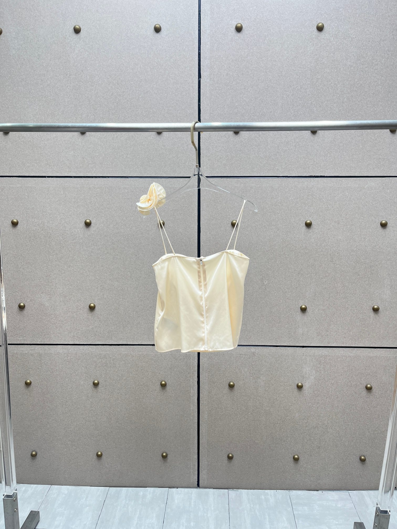 ❤️ magda 缎面吊带胸衣！SML