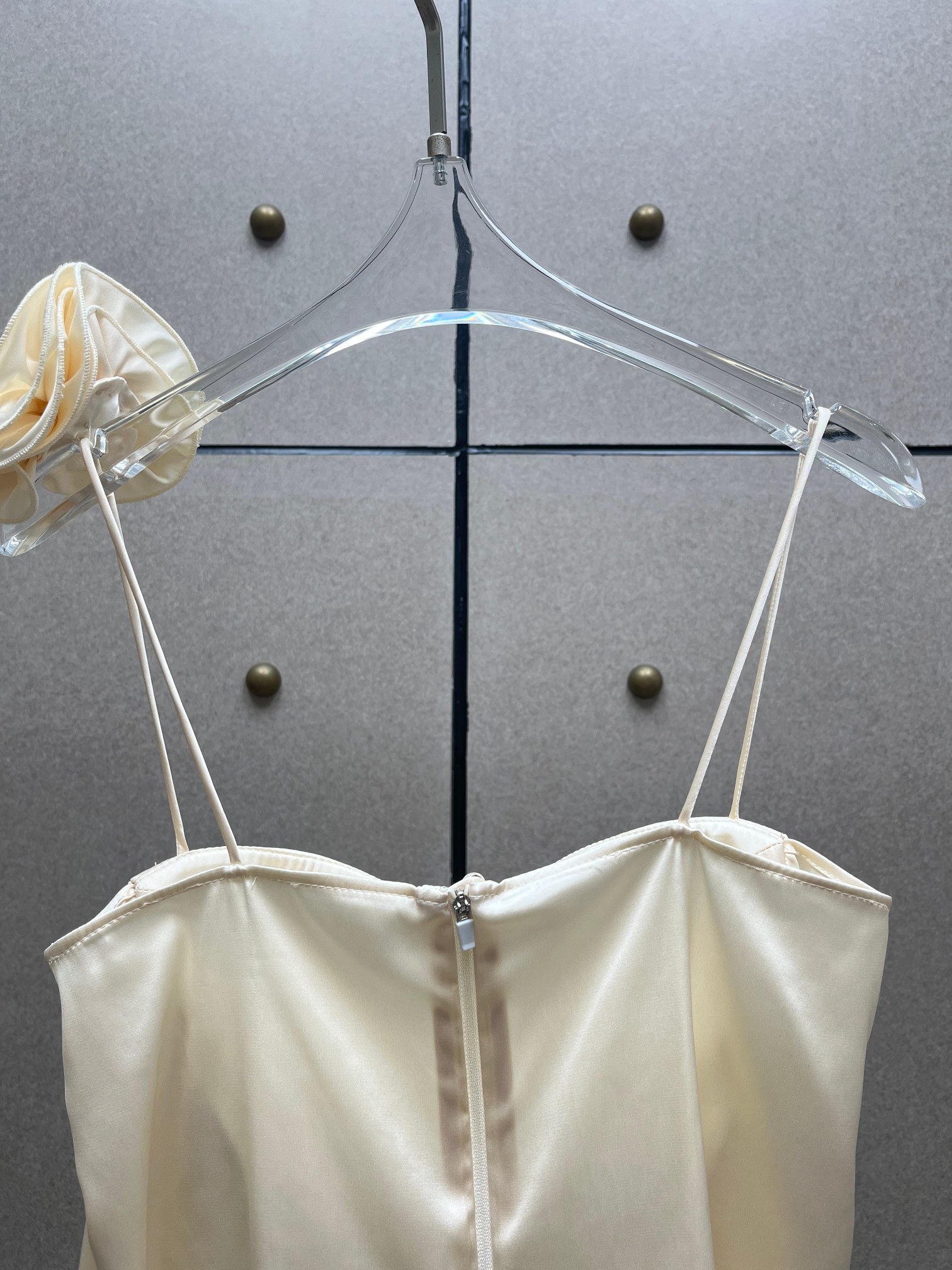 ❤️ magda 缎面吊带胸衣！SML