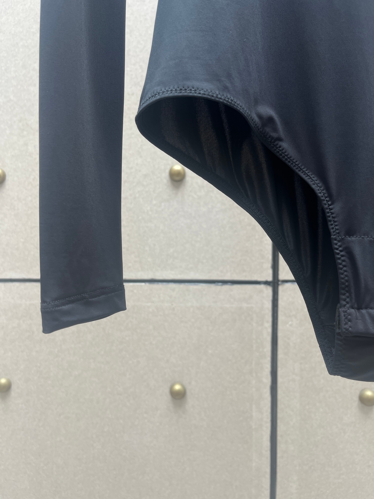 ❤️数字印花连体衣！浅肤色、黑色 SML 