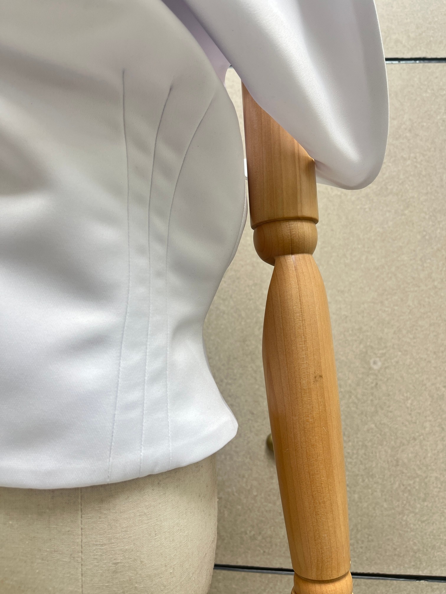 ❤️magda 随意造型上衣！两色 SML