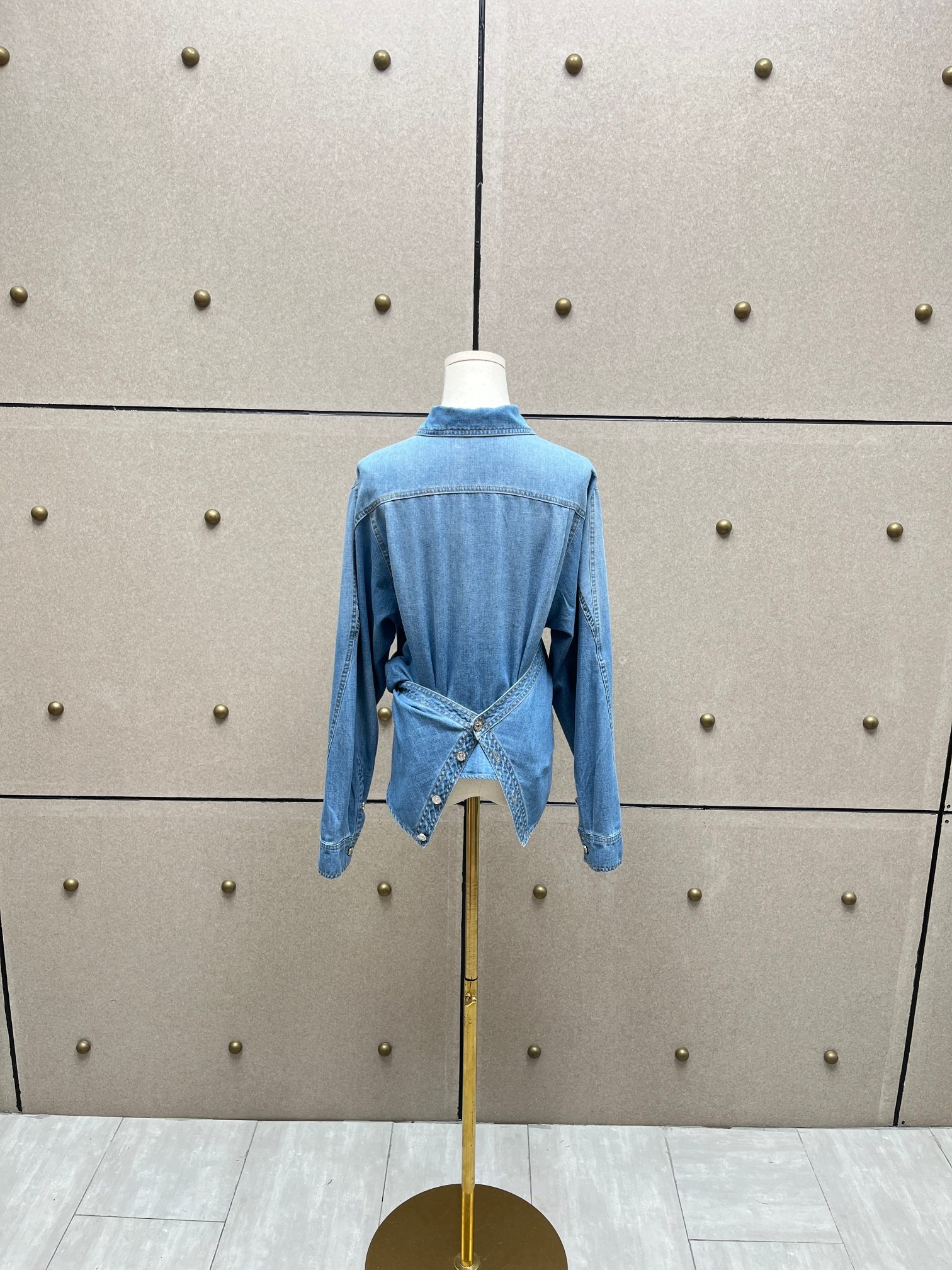 ❤️mugle 交叉系扣牛仔上衣！棉 两色