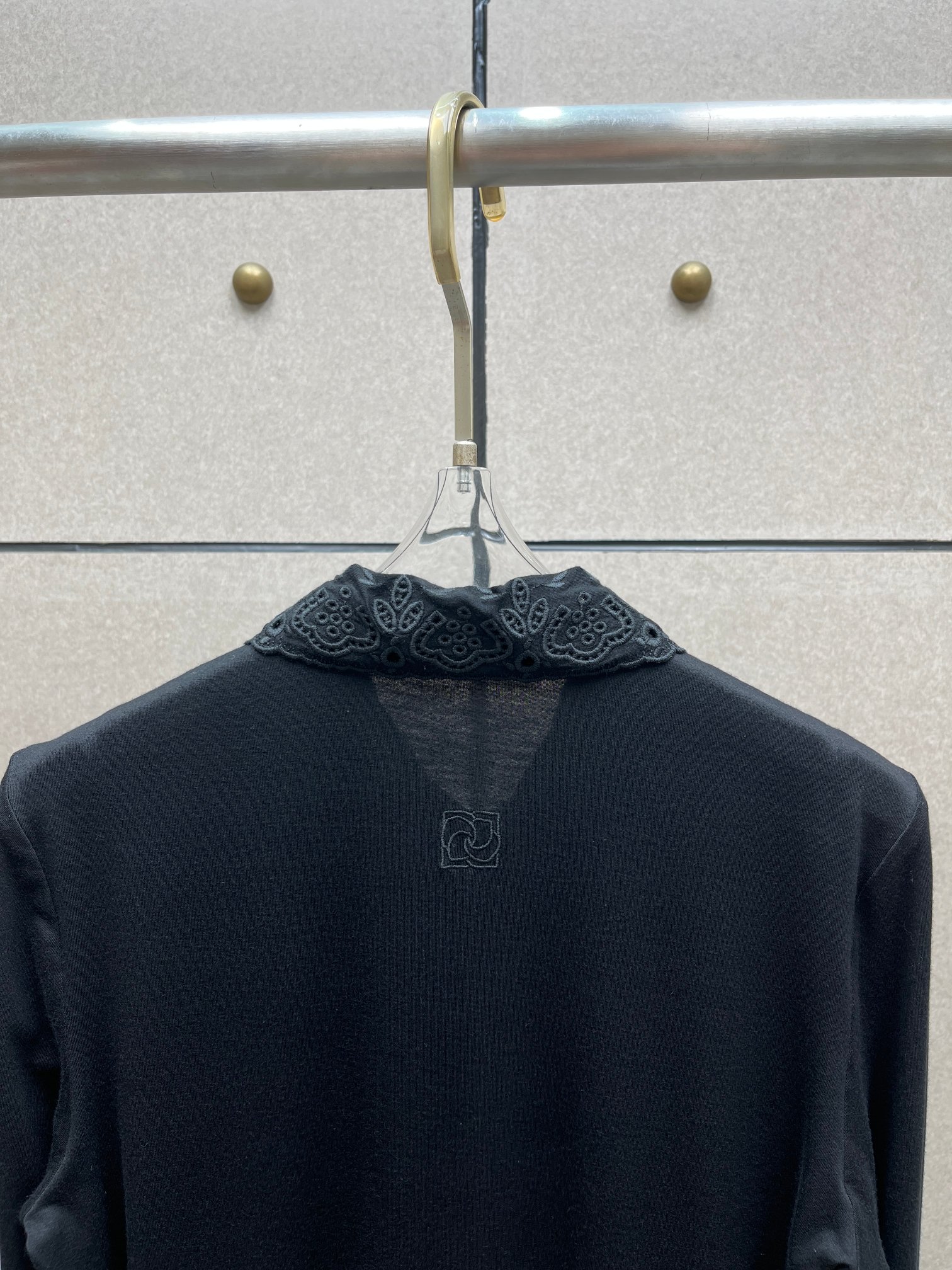 ❤️magda 翻领刺绣连体衣！三色 SML