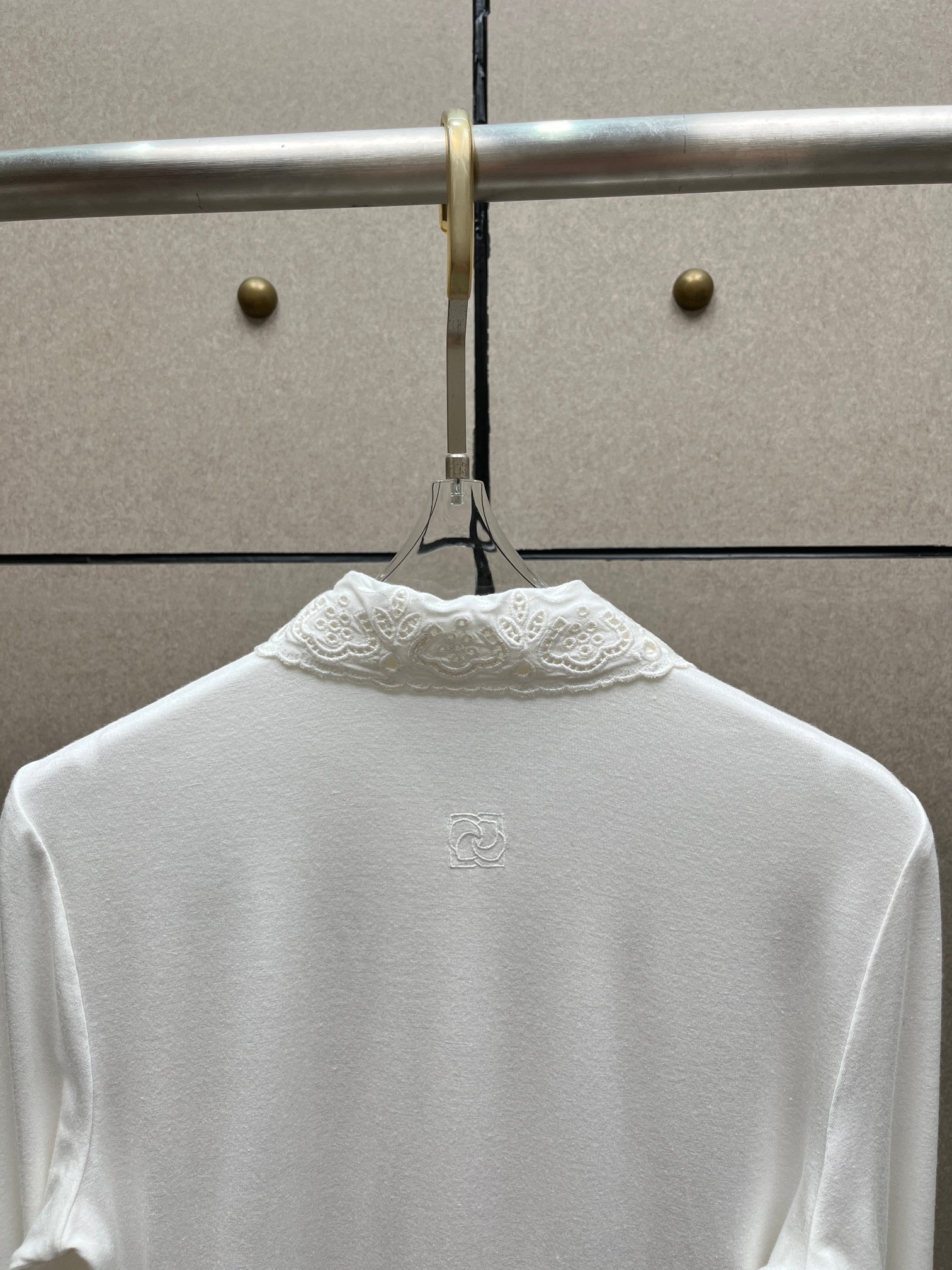 ❤️magda 翻领刺绣连体衣！三色 SML