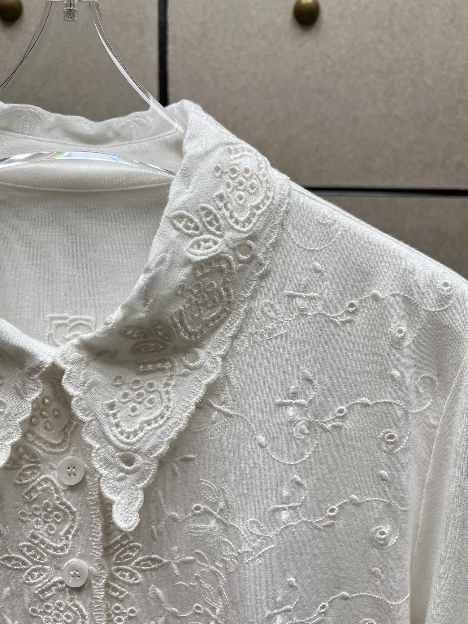 ❤️magda 翻领刺绣连体衣！三色 SML