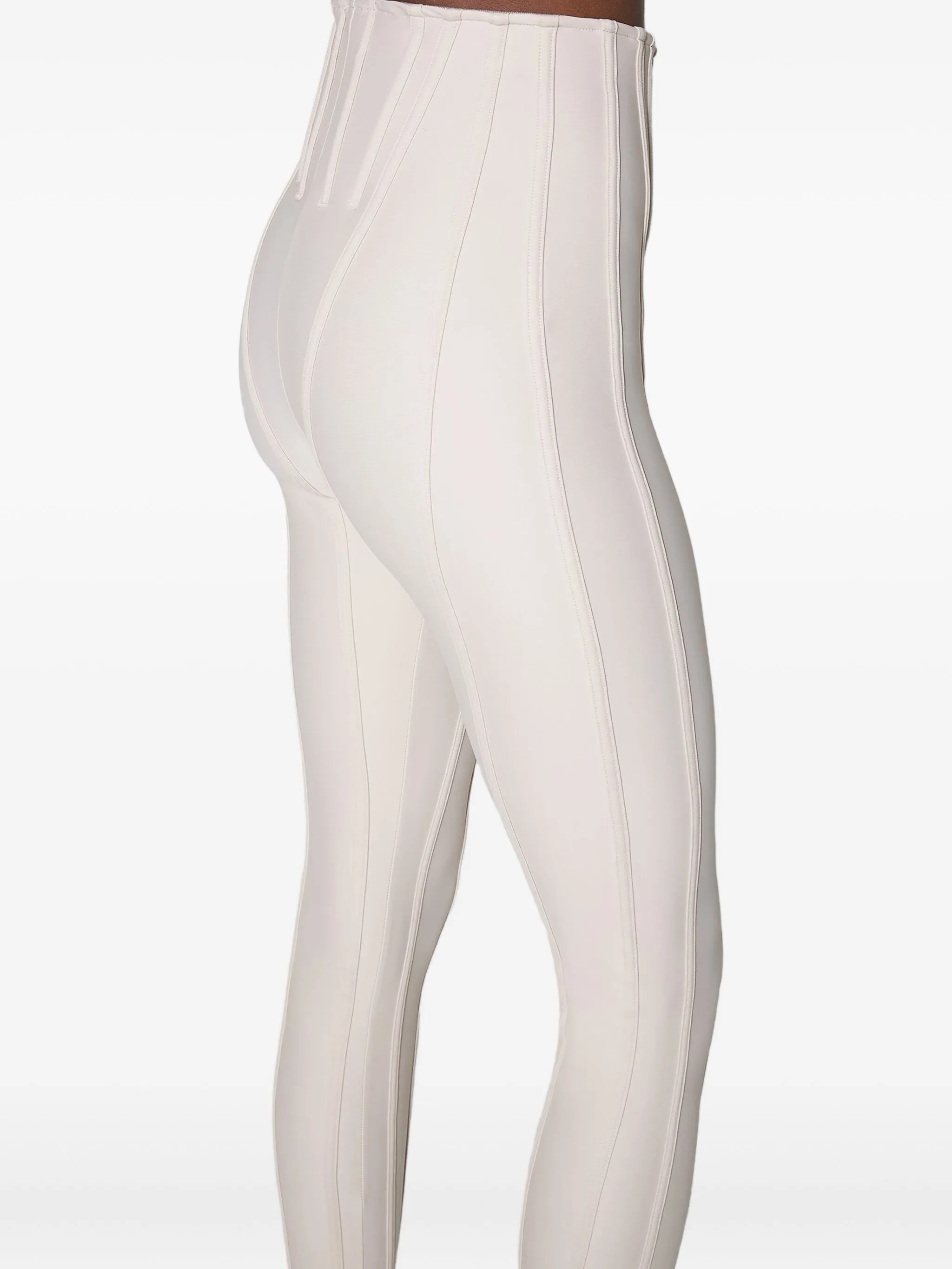 ❤️mugle 鱼骨踩脚修身裤！两色 SML