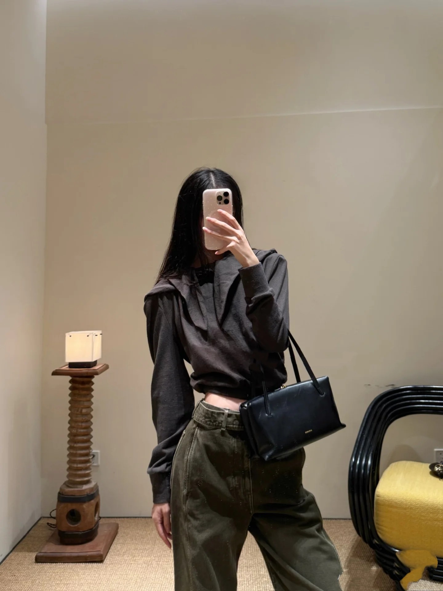 NO:591979,Hooded sweatshirt with shoulder pads!  Silk and linen blend, dyed, washed and aged effect SML,,hoodie,sweatshirts,hats,alexander wang19860909连帽垫肩卫衣！蚕丝亚麻混纺,染色洗水做旧效果 SML,,hoodie,sweatshirts,hats,alexander wang,Women's clothing