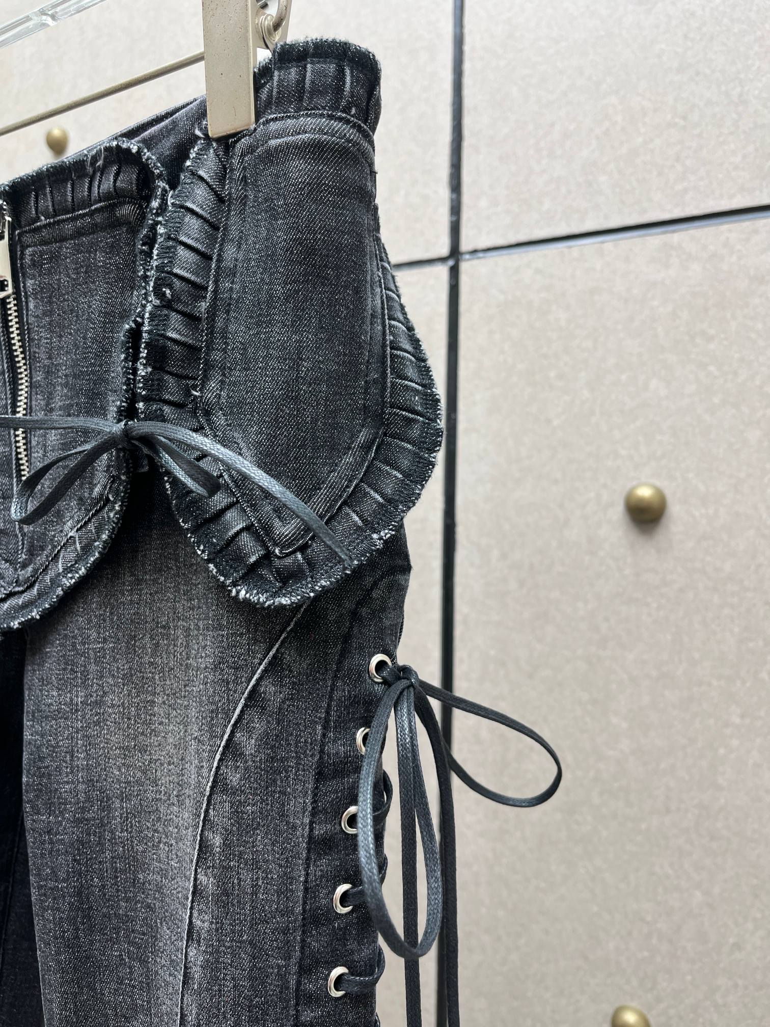 ❤️blum 重工皮革绳绑带牛仔裤！棉 SML