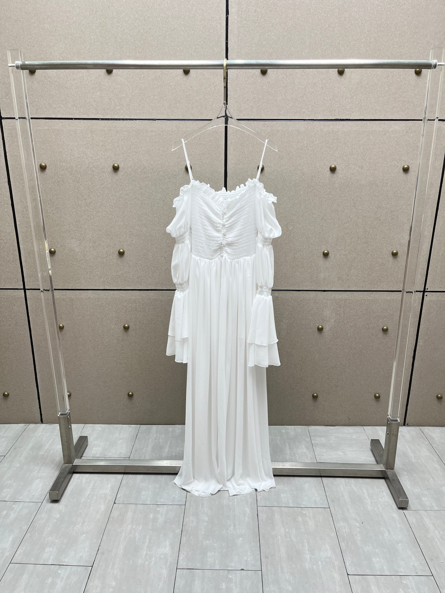 ❤️blum 荷叶打缆飘逸连衣裙！红白两色 SML