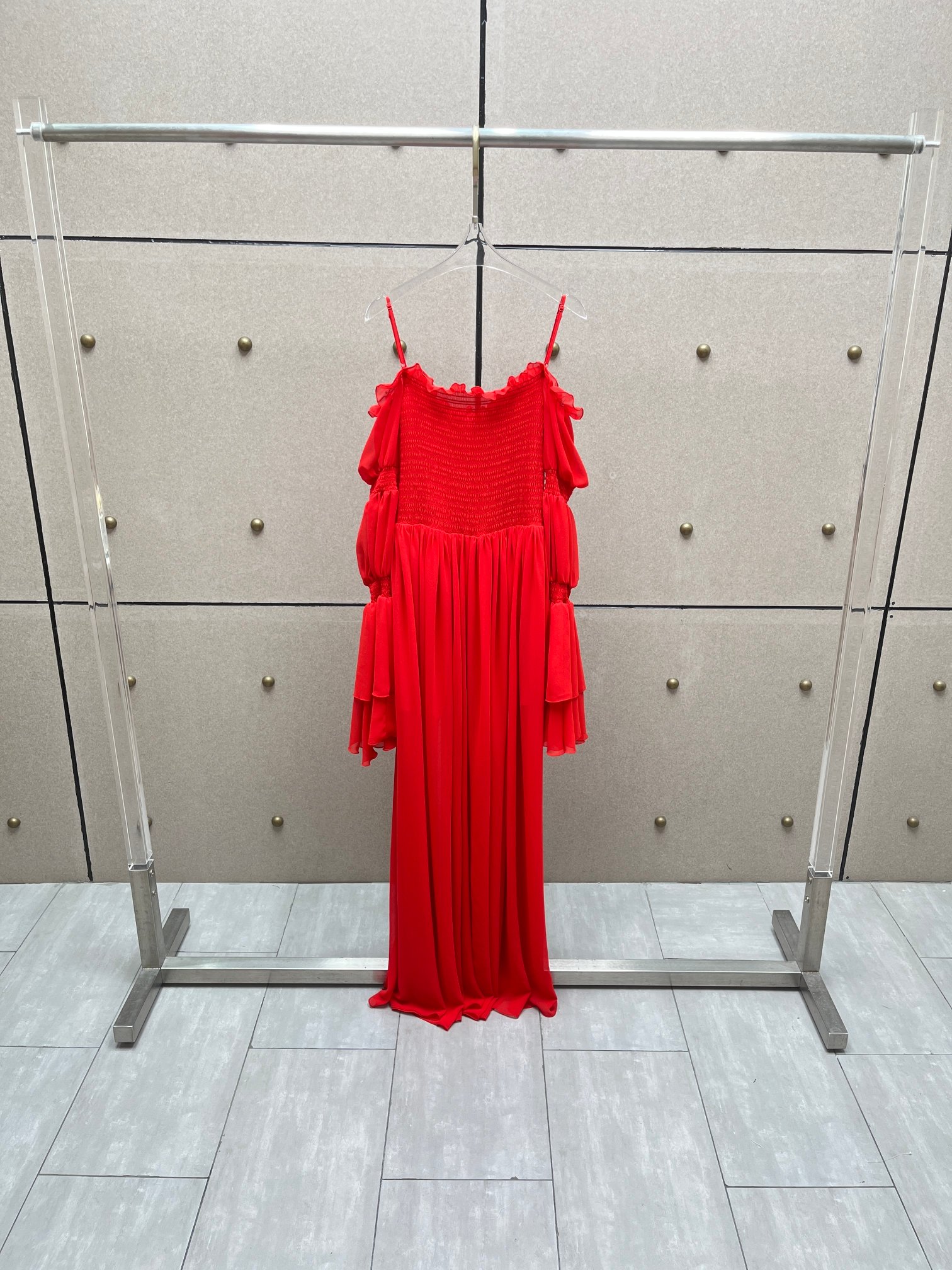 ❤️blum 荷叶打缆飘逸连衣裙！红白两色 SML