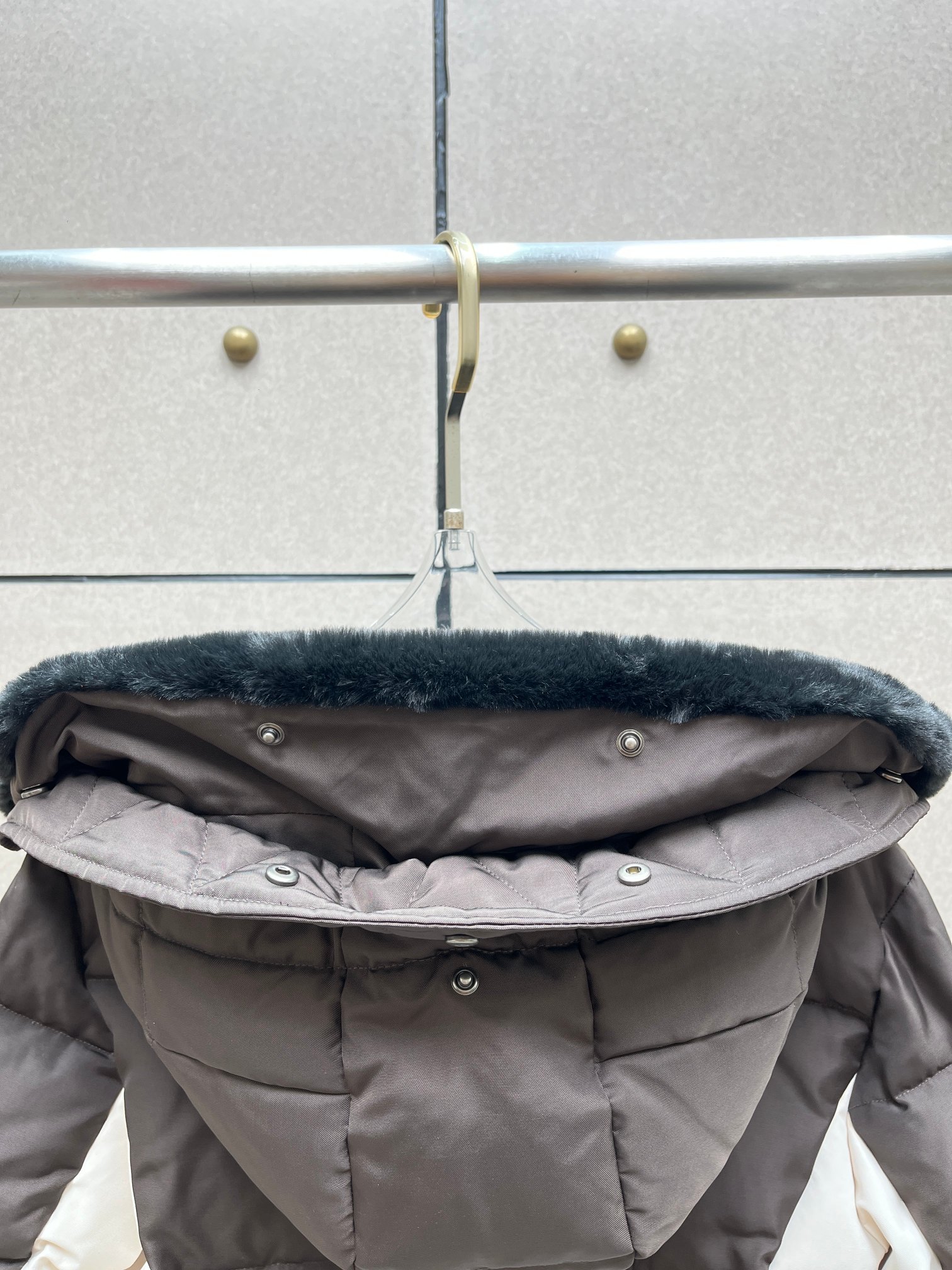 ❤️毛领拼色防风羽绒滑雪服！90国家标准白鸭绒填充，可拆卸双层帽子，多功能多细节。SML