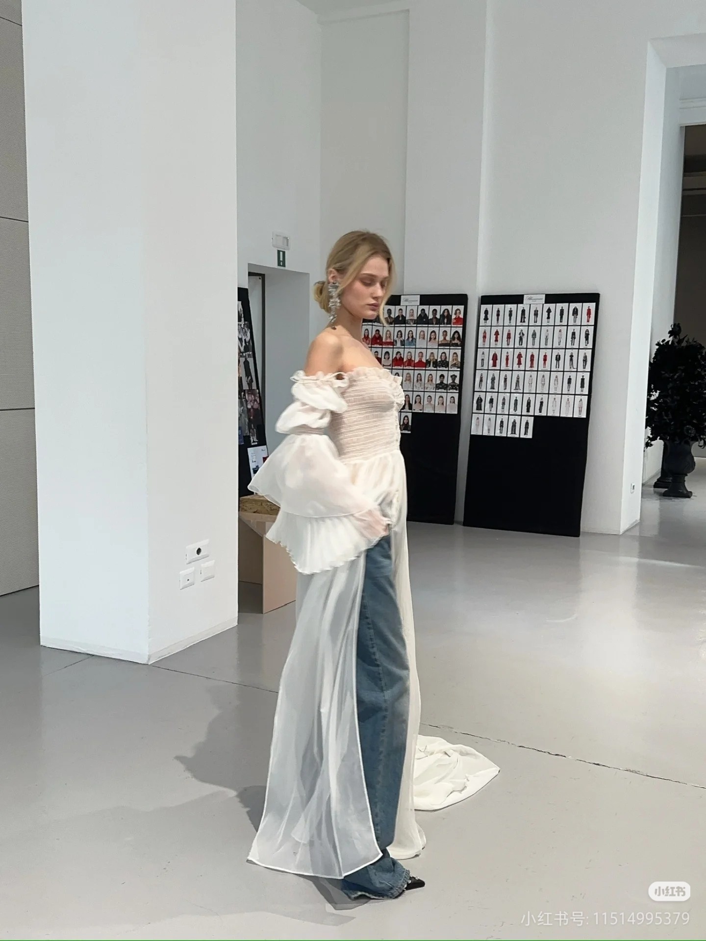 ❤️blum 荷叶打缆飘逸连衣裙！红白两色 SML