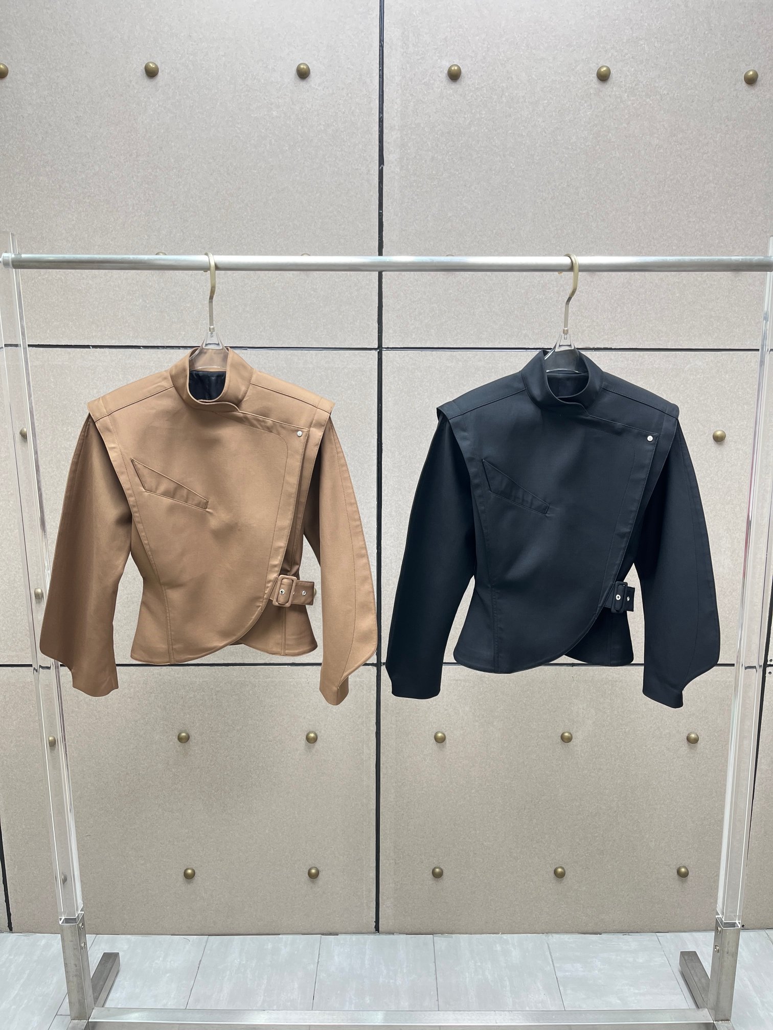 ❤️mugl 酷型夹克外套 ！骇客帝国风 两色 SML