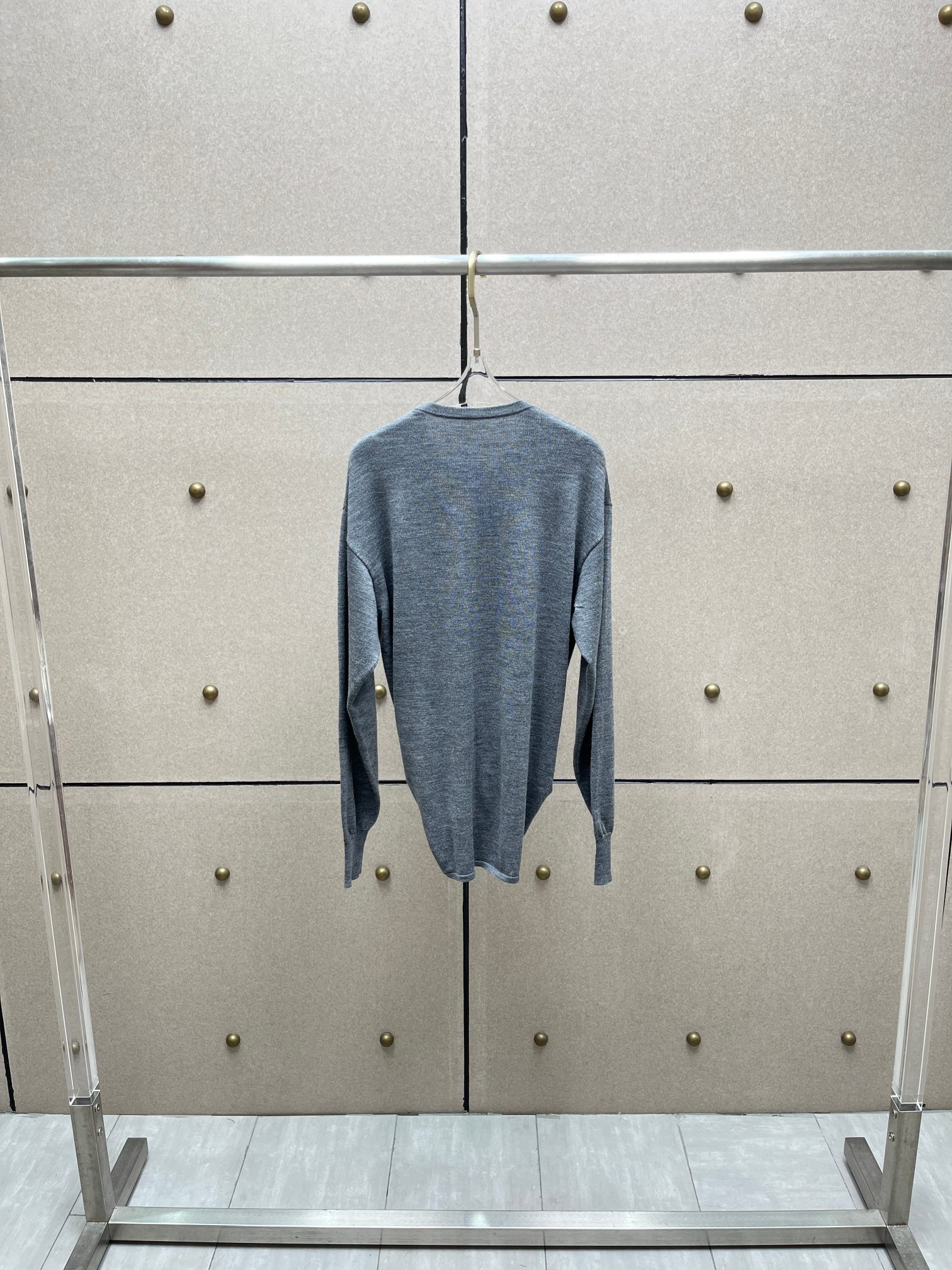 ♥️magda 打结纽花羊毛针织上衣！100％羊毛 两色 SML