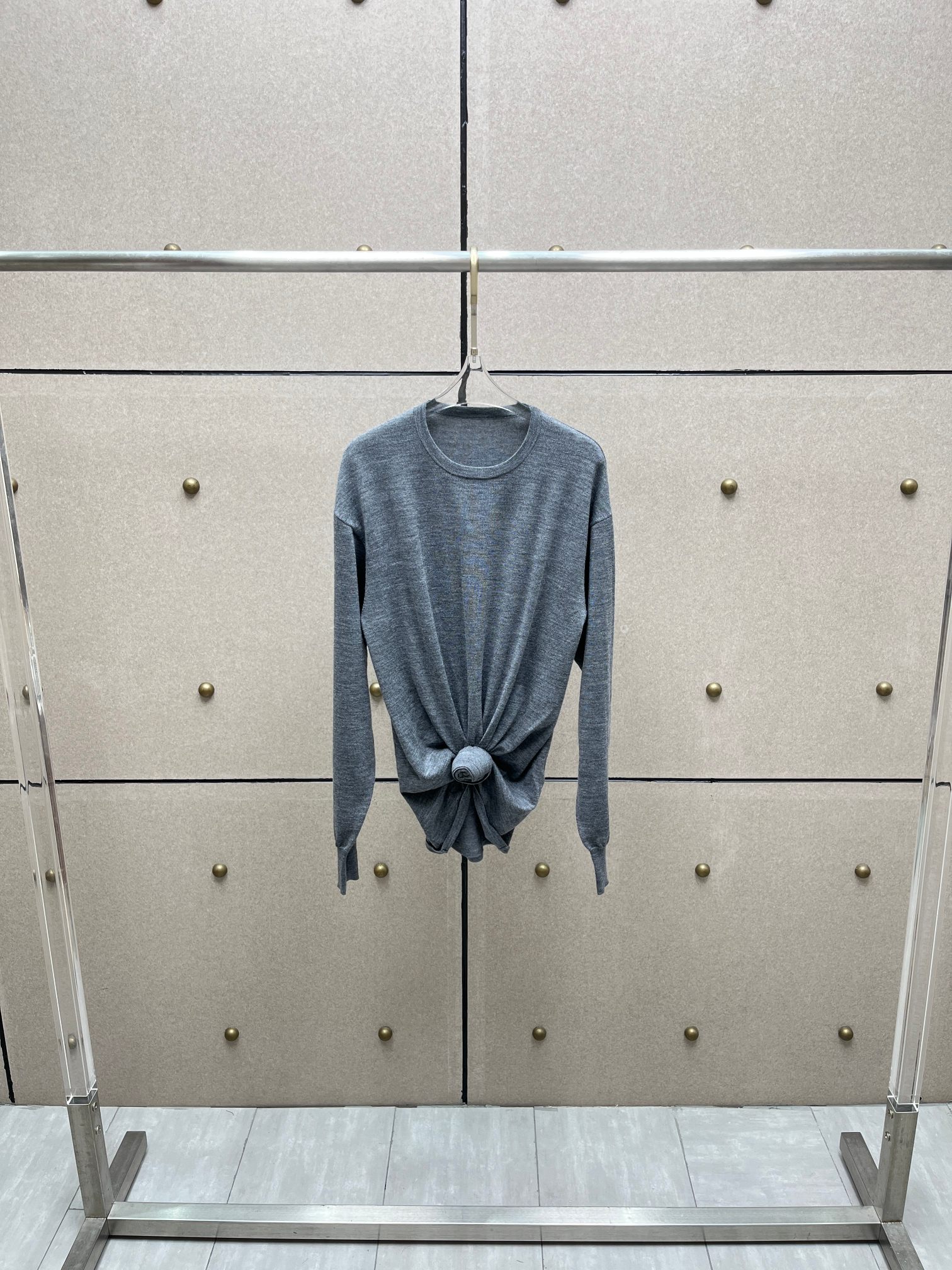 ♥️magda 打结纽花羊毛针织上衣！100％羊毛 两色 SML