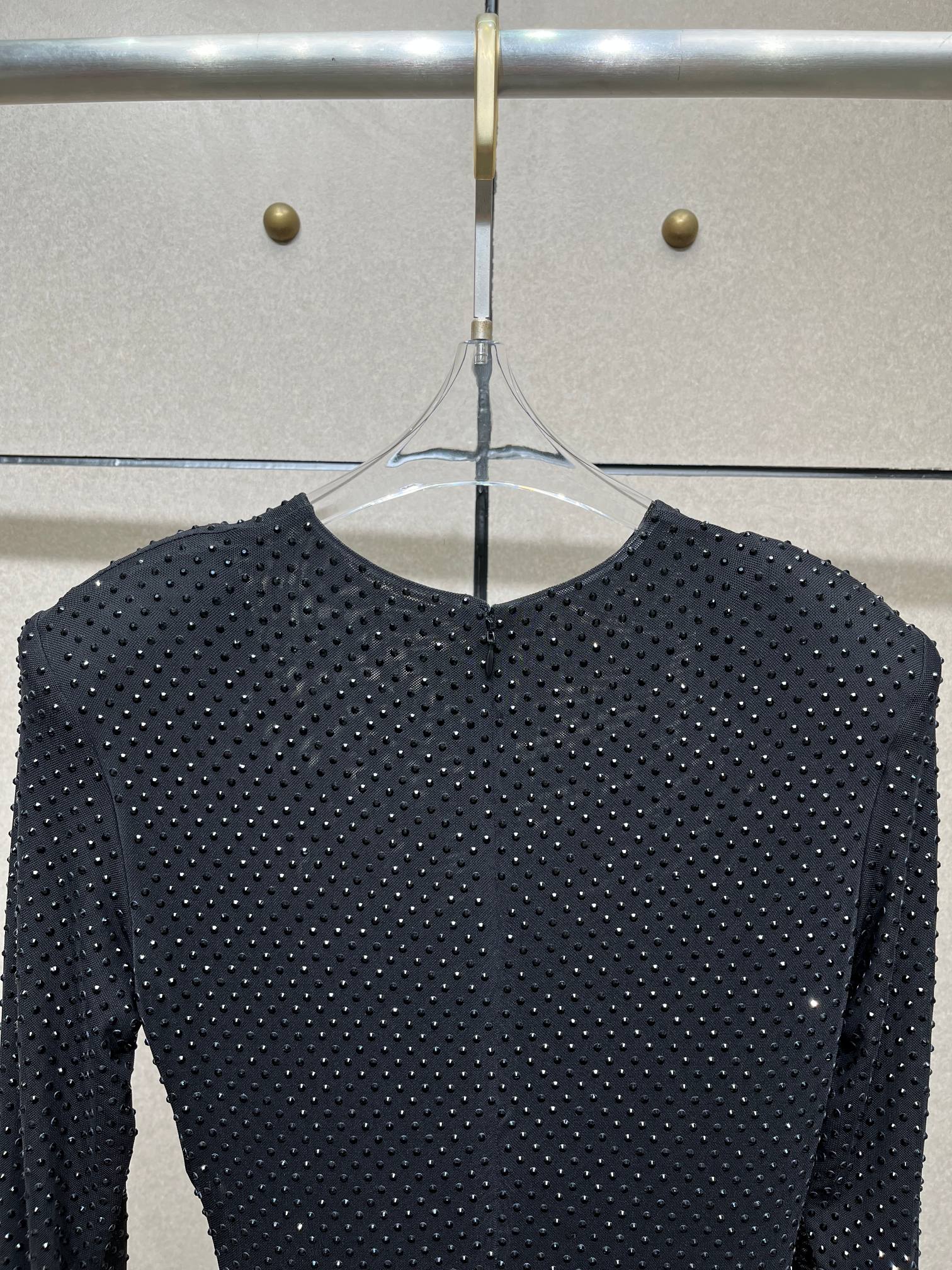 ❤️修身露腰烫钻连衣裙！两色 SML