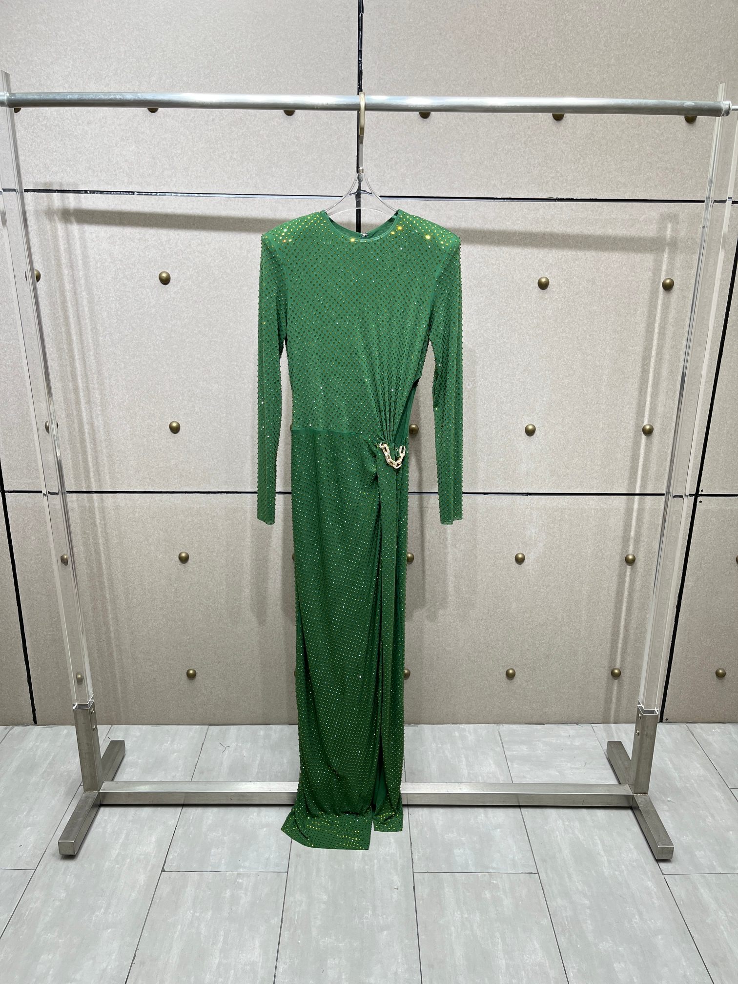 NO:605656,Slim-fitting waist-revealing rhinestone dress!  Two-color SML,,skirts,alexander wang19860909修身露腰烫钻连衣裙！两色 SML,,skirts,alexander wang,Women's clothing