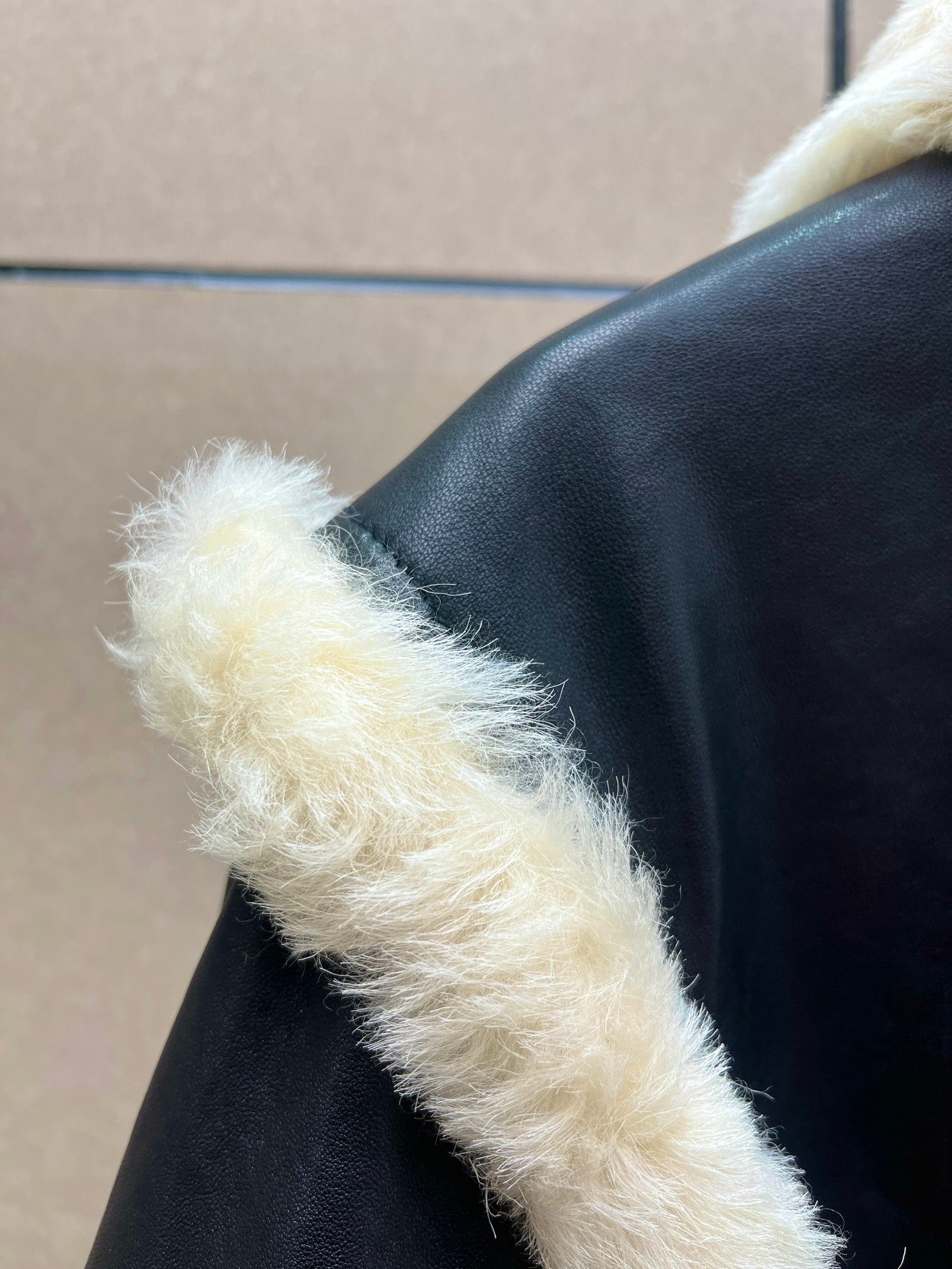 ❤️羊皮夹棉夹克外套！羊皮、羊皮毛一体拼接，内里夹棉。SML