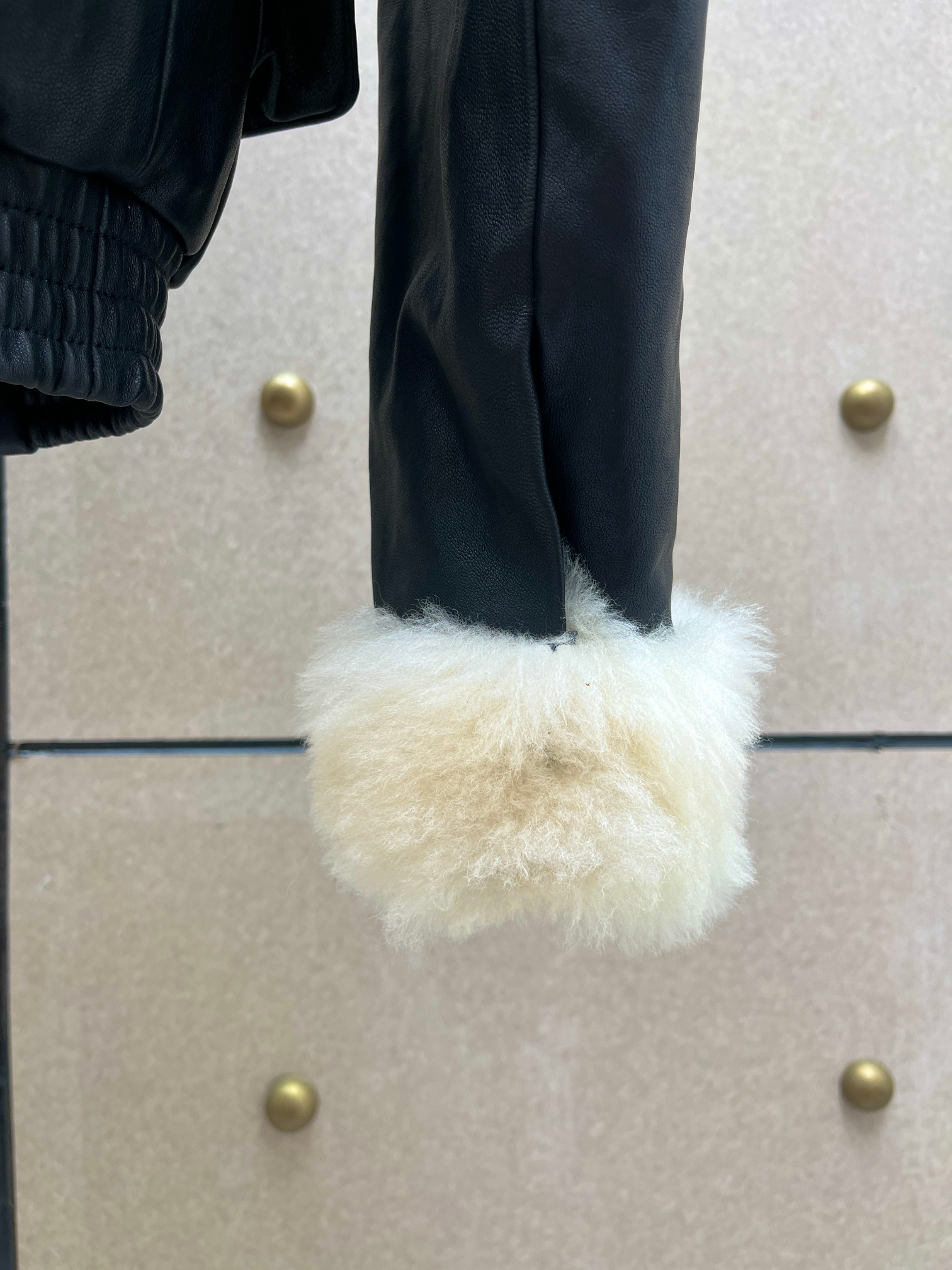 ❤️羊皮夹棉夹克外套！羊皮、羊皮毛一体拼接，内里夹棉。SML