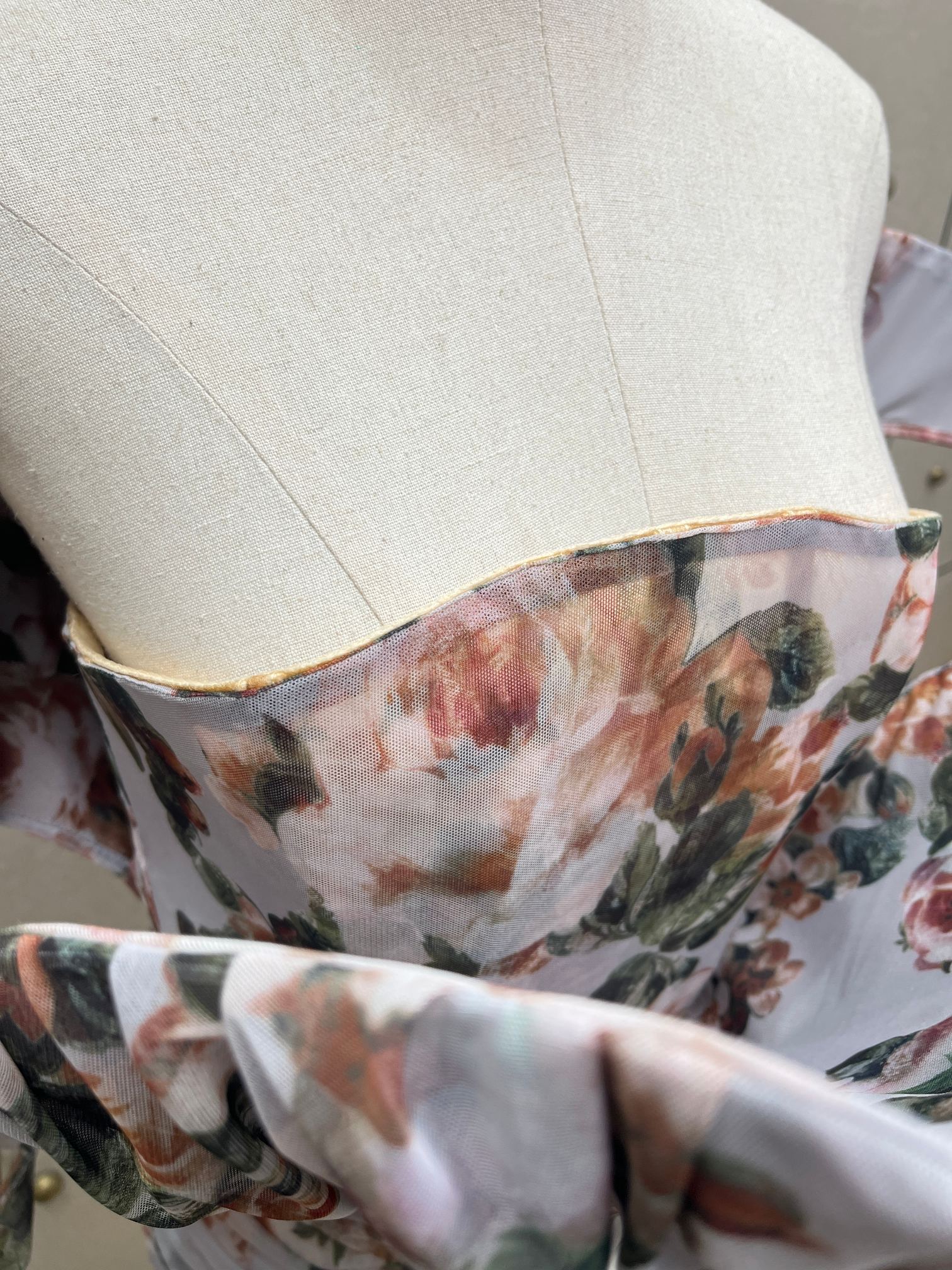 ❤️magda 造型印花裹胸连衣裙！附带手套 SML