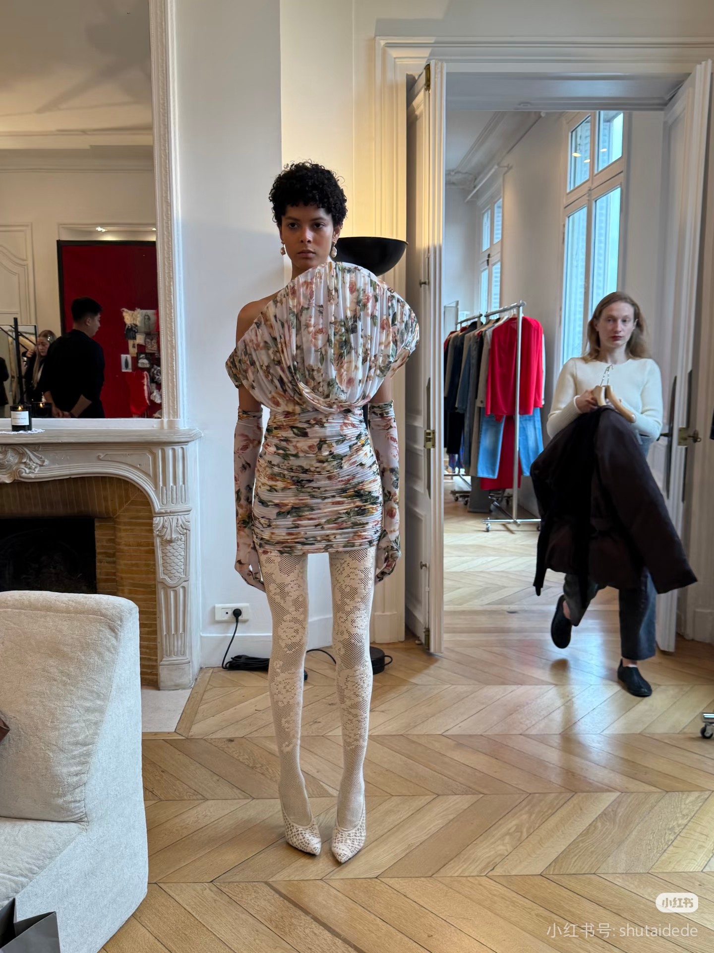 ❤️magda 造型印花裹胸连衣裙！附带手套 SML