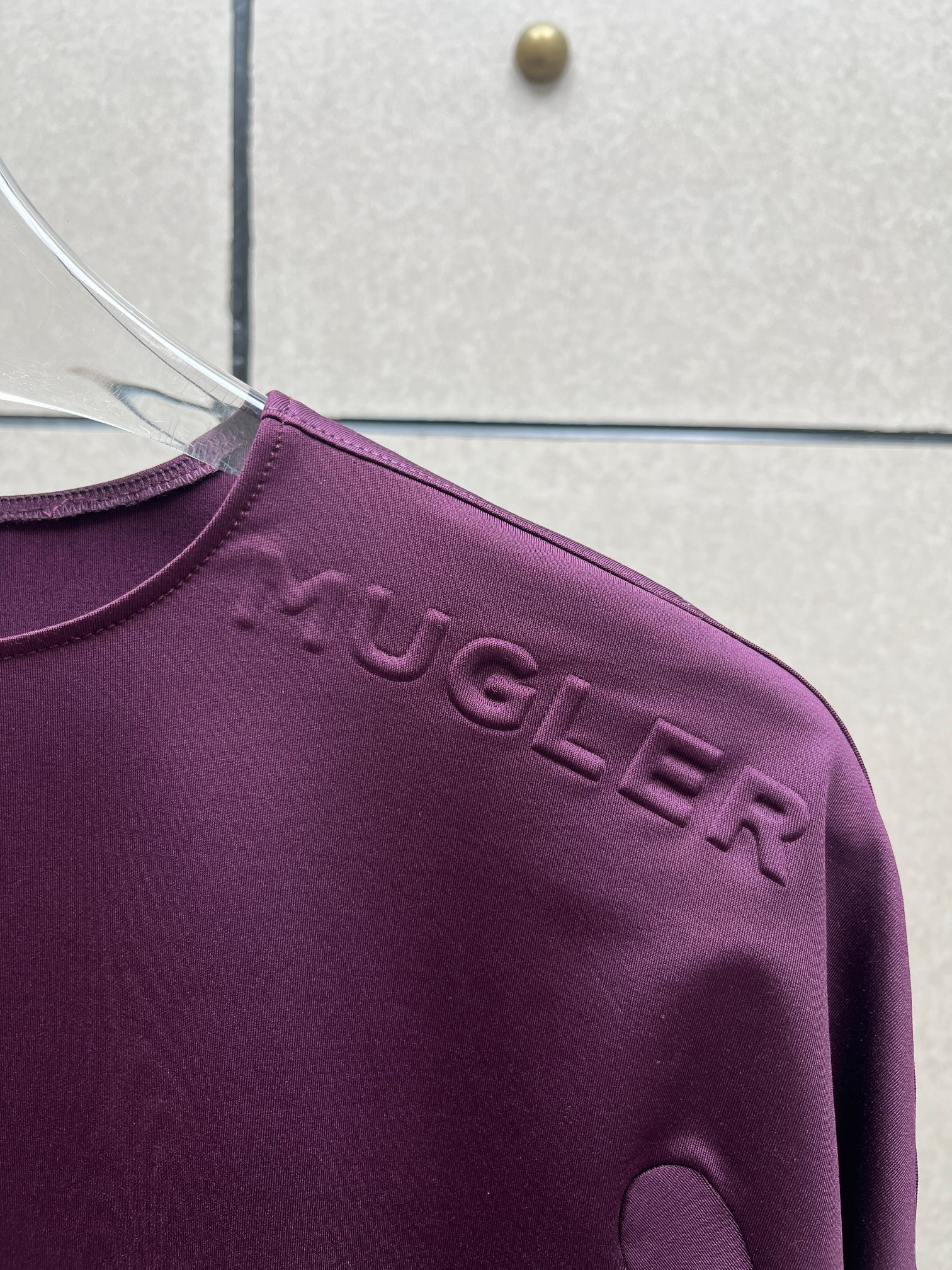 ❤️mugle 字母连体衣！三色 SML