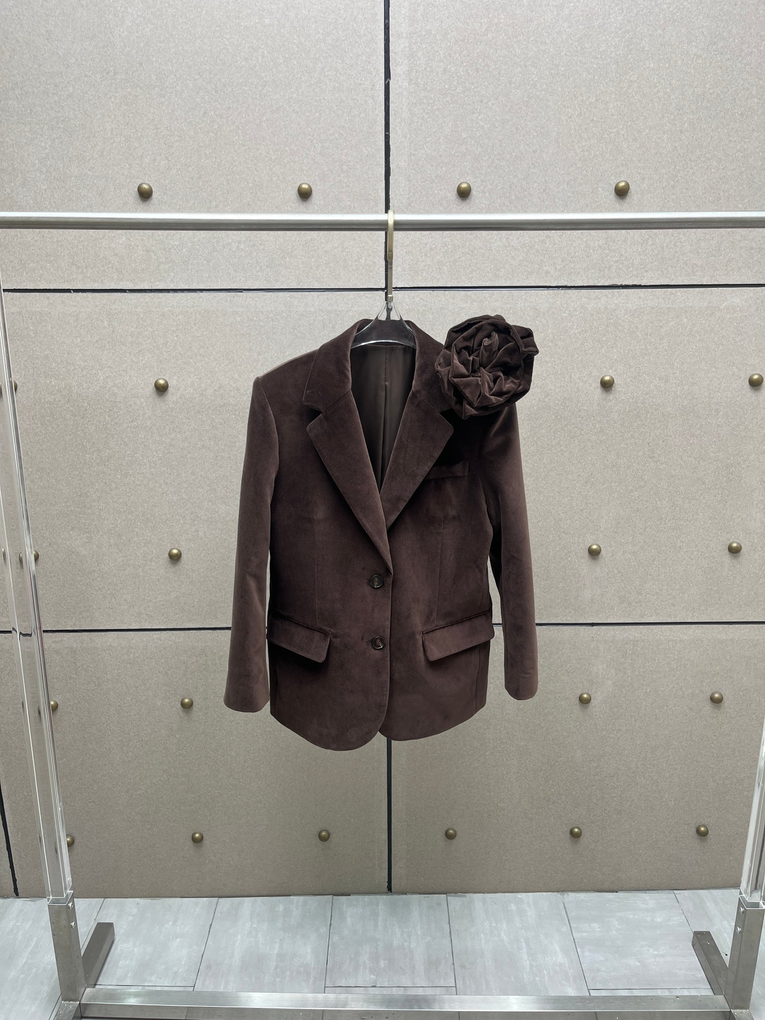 NO:655800,Velveteen suit with three-dimensional corsage!  Cotton SML,,business suit,alexander wang19860909立体胸花平绒西装！棉 SML,,business suit,alexander wang,Women's clothing