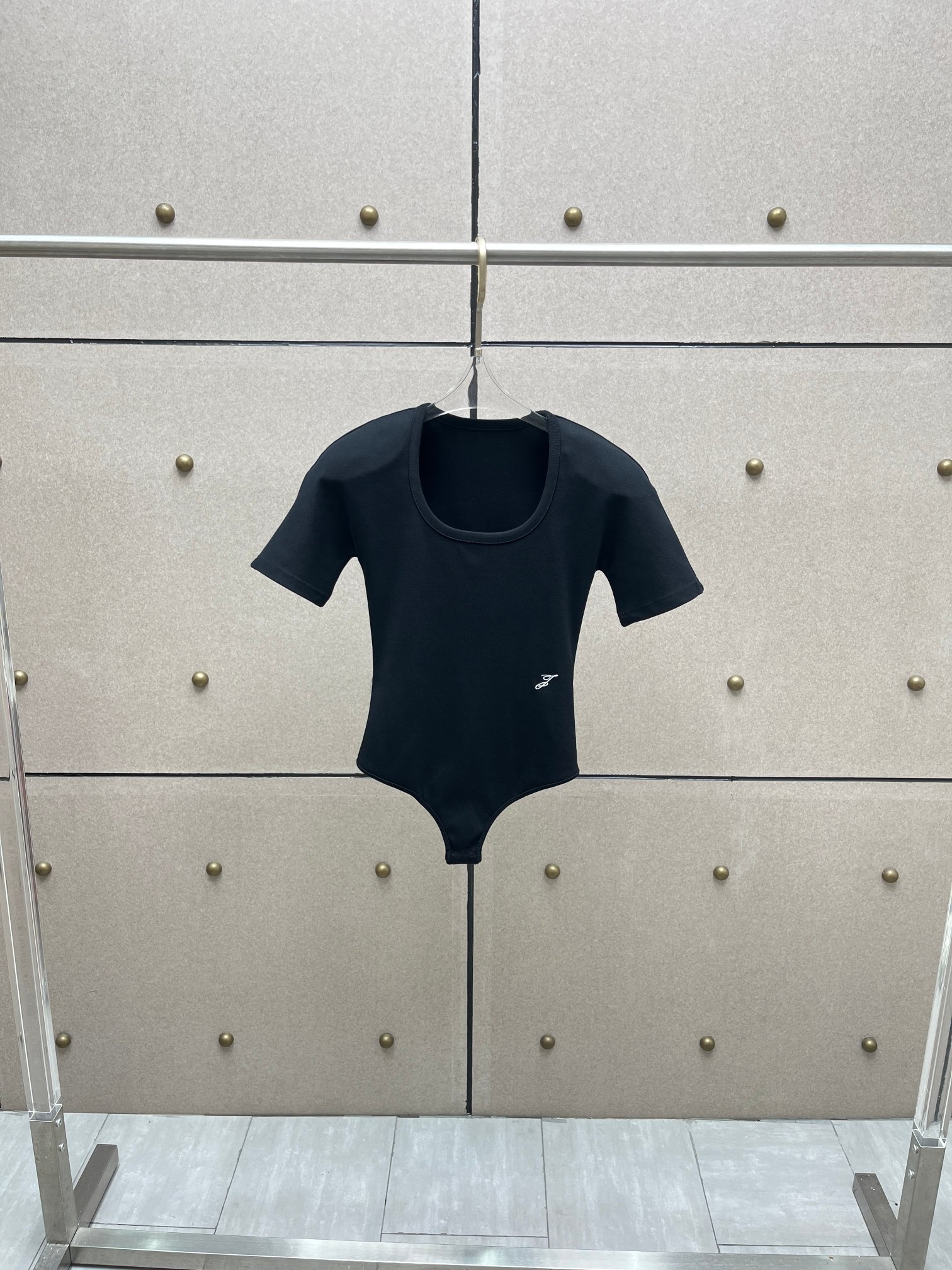 ❤️螺纹刺绣圆肩连体衣！棉 两色 SML