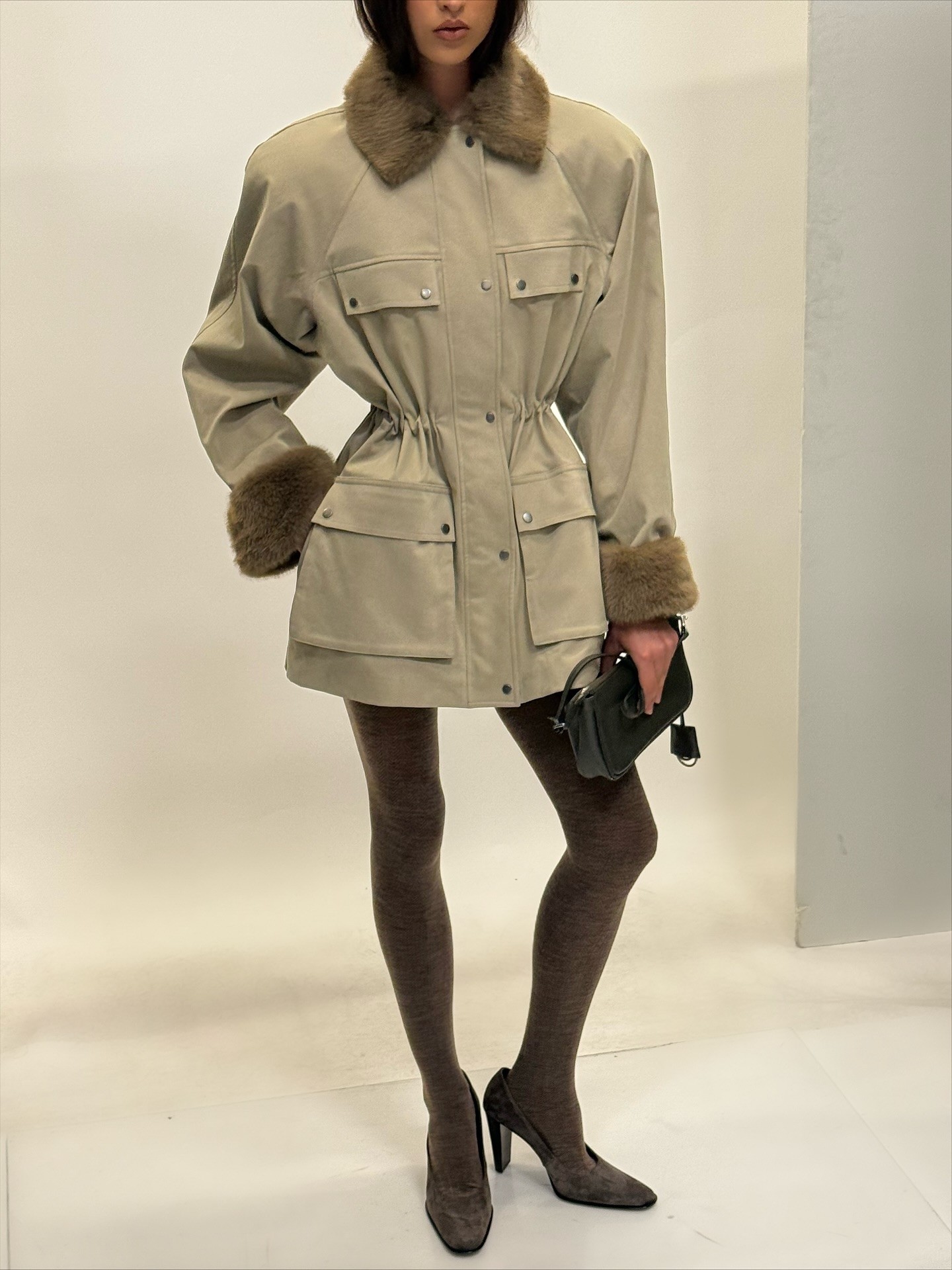 NO:685630,Fur collar multi-pocket waisted jacket!  Cotton SML,,jackets & coats,jackets & coats,19860909毛领多袋收腰夹克外套！棉 SML,,jackets & coats,jackets & coats,,Women's clothing