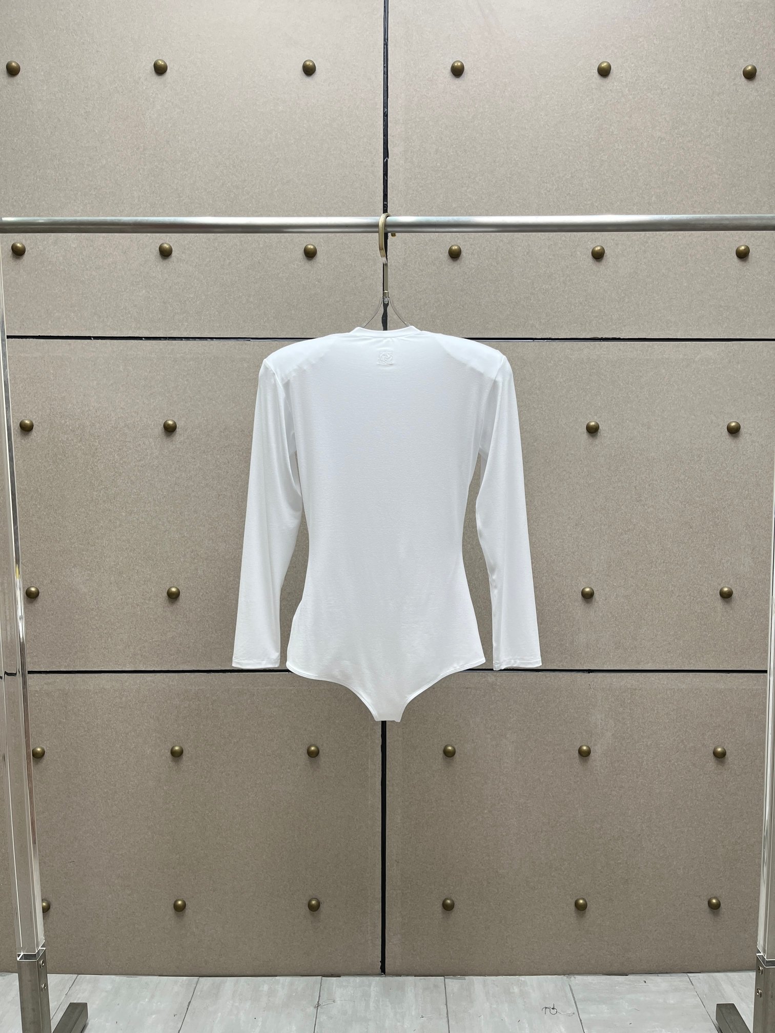 ❤️圆领垫肩刺绣连体衣！两色 SML