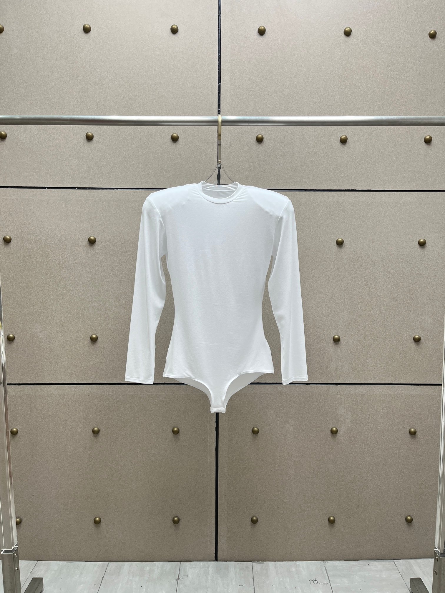 ❤️圆领垫肩刺绣连体衣！两色 SML