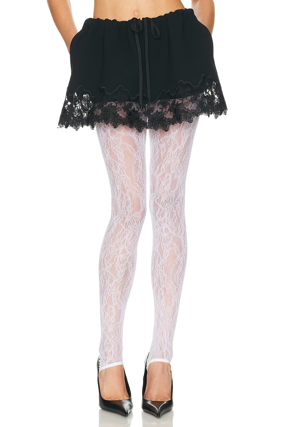 NO:715787,Embroidered lace hollow shorts two-piece set!  SML,,shorts,19860909刺绣蕾丝镂空短裤两件套！SML,,shorts,,Women's clothing