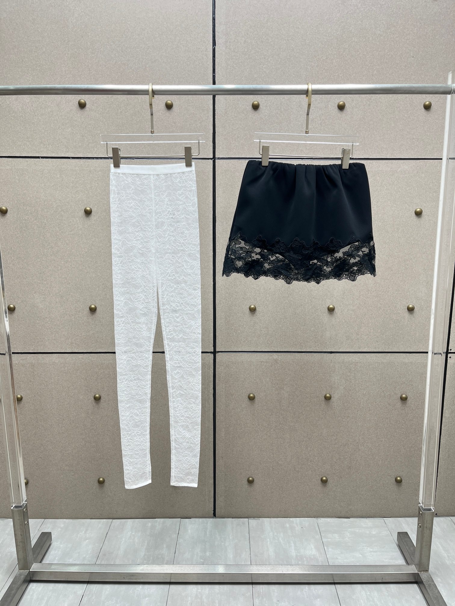 ❤️刺绣蕾丝镂空短裤两件套！SML