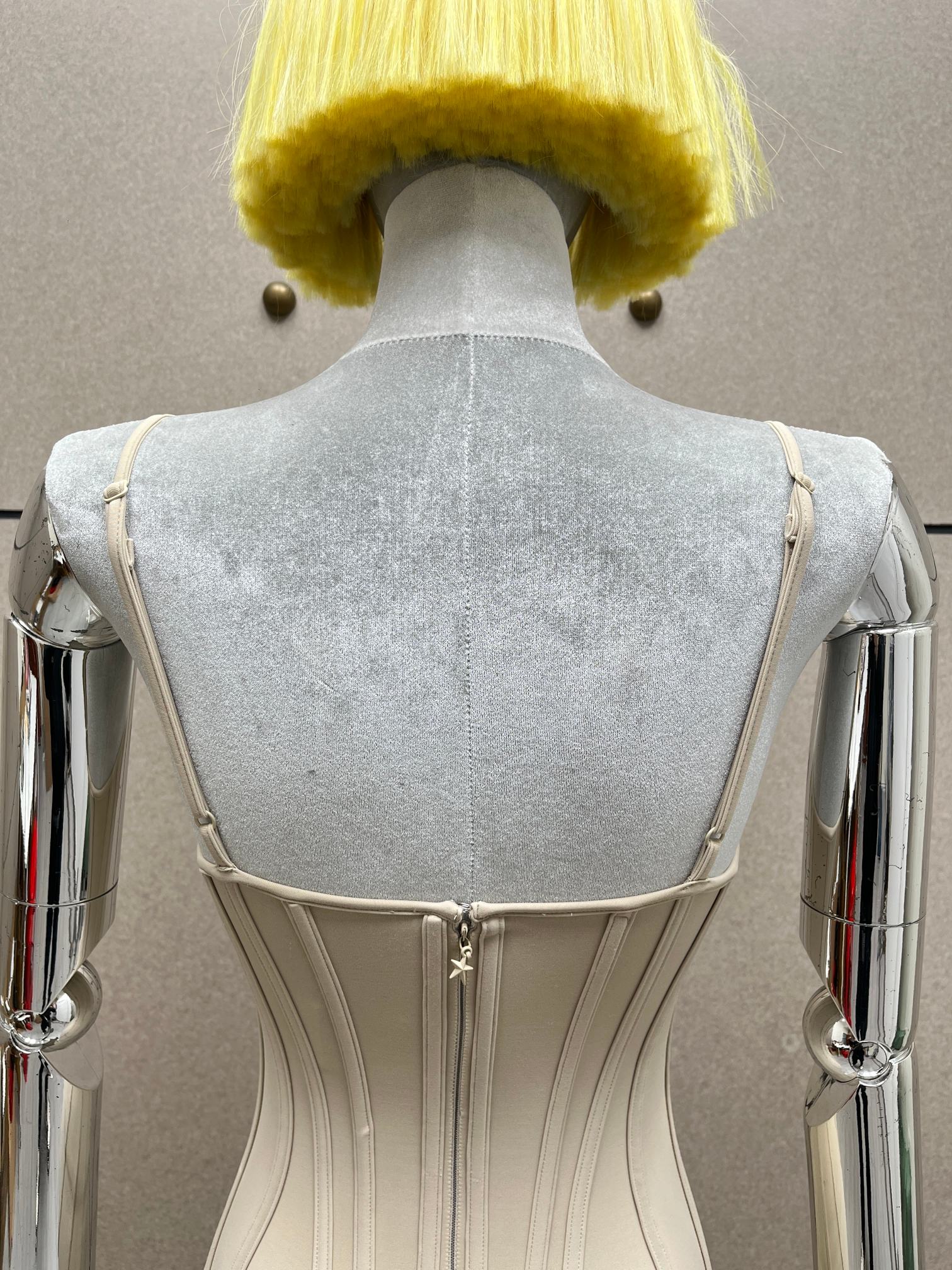 ❤️mugle 鱼骨弹性连体裤！三色 SML