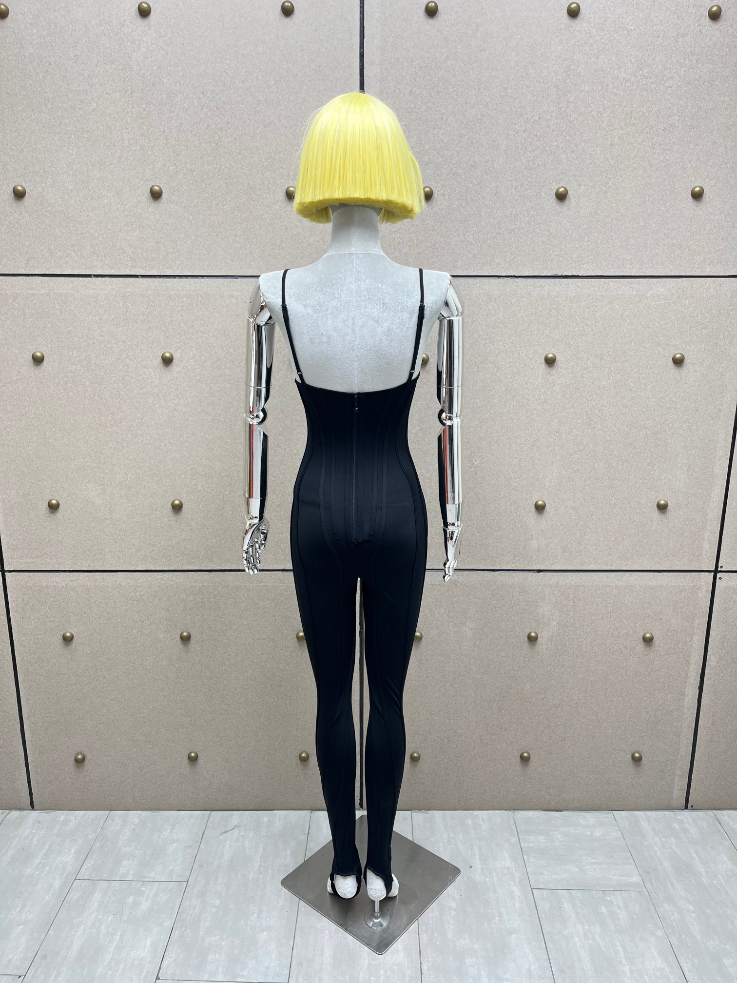 ❤️mugle 鱼骨弹性连体裤！三色 SML