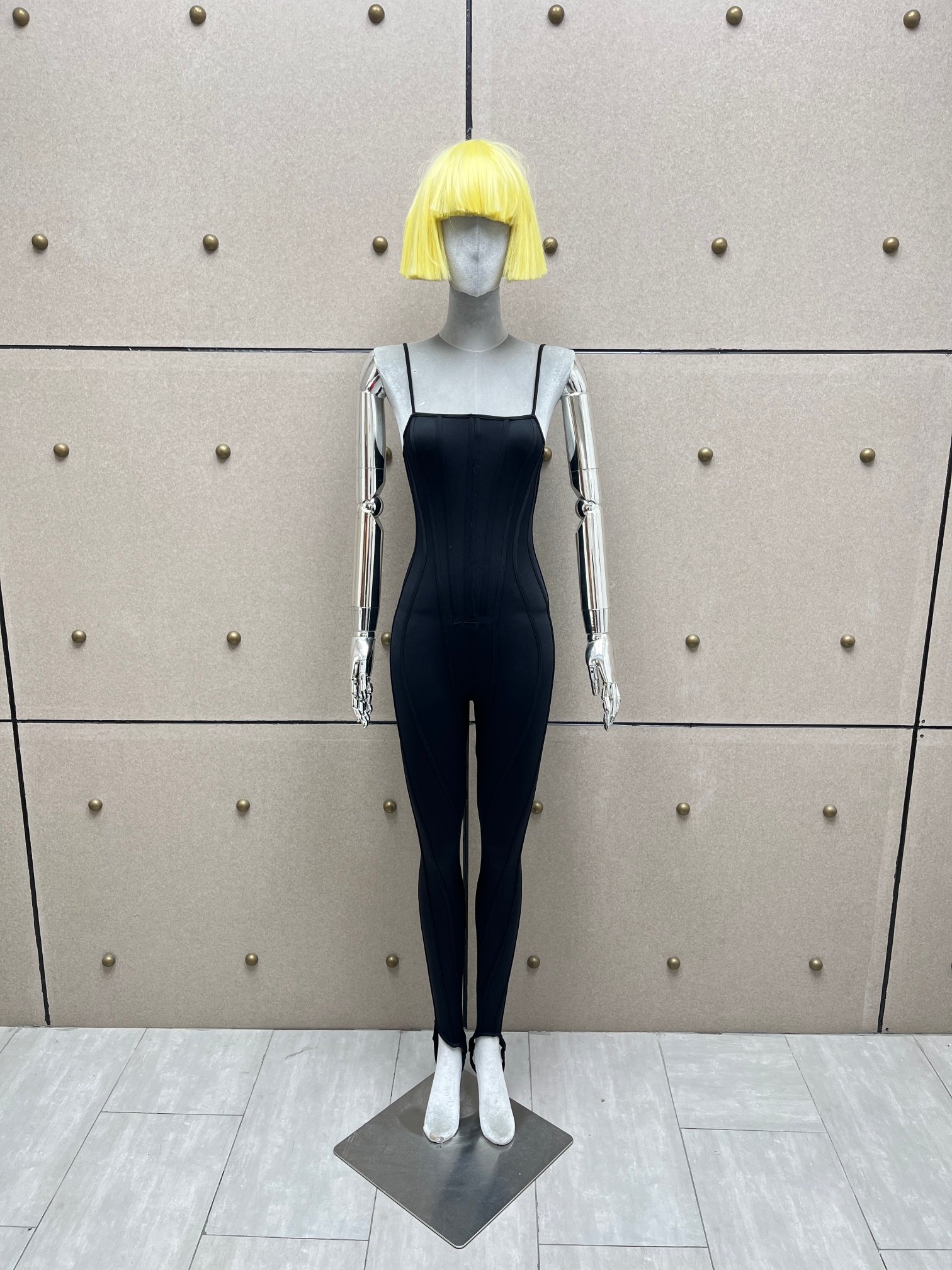 ❤️mugle 鱼骨弹性连体裤！三色 SML