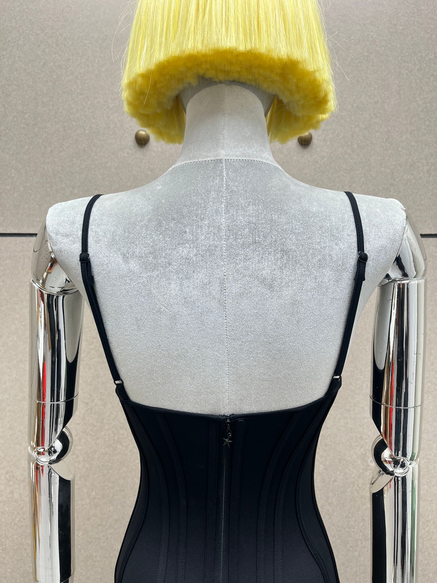 ❤️mugle 鱼骨弹性连体裤！三色 SML