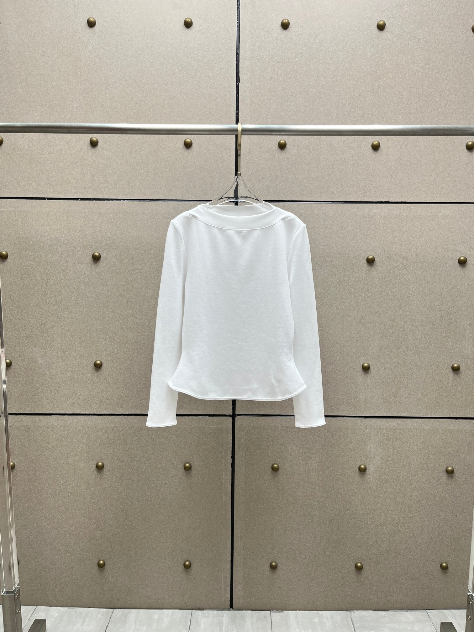 NO:729080,alai lettered bateau neck long-sleeved top!  Cotton SML,,alaia,19860909alai 字母一字领长袖上衣！棉 SML,,alaia,,Women's clothing