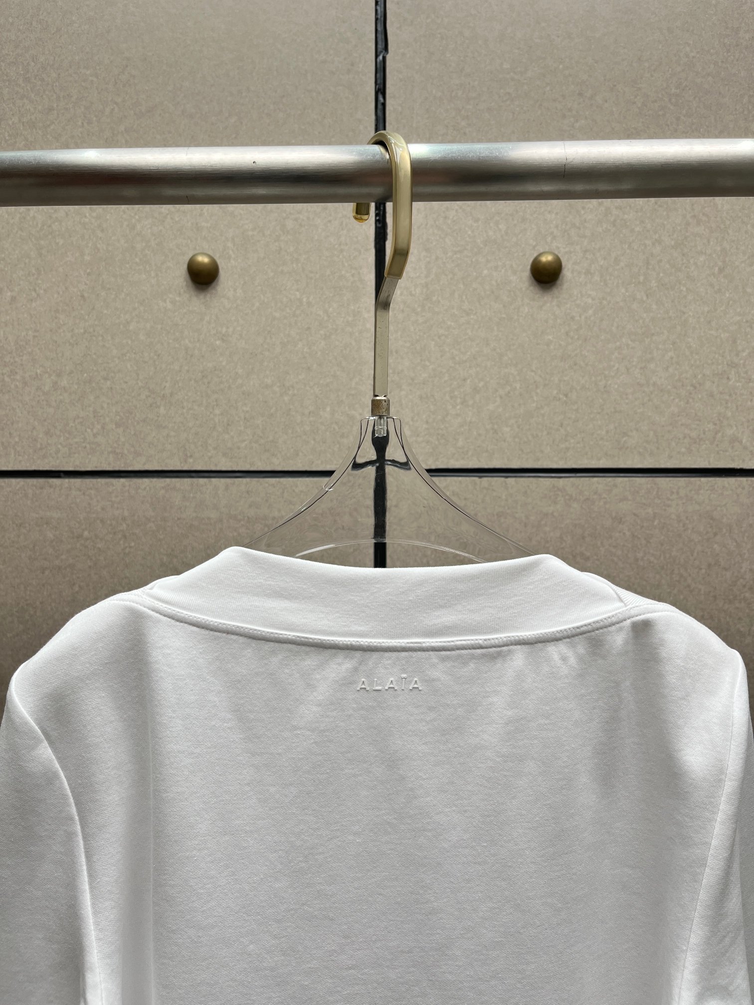 ❤️alai 字母一字领长袖上衣！棉 SML