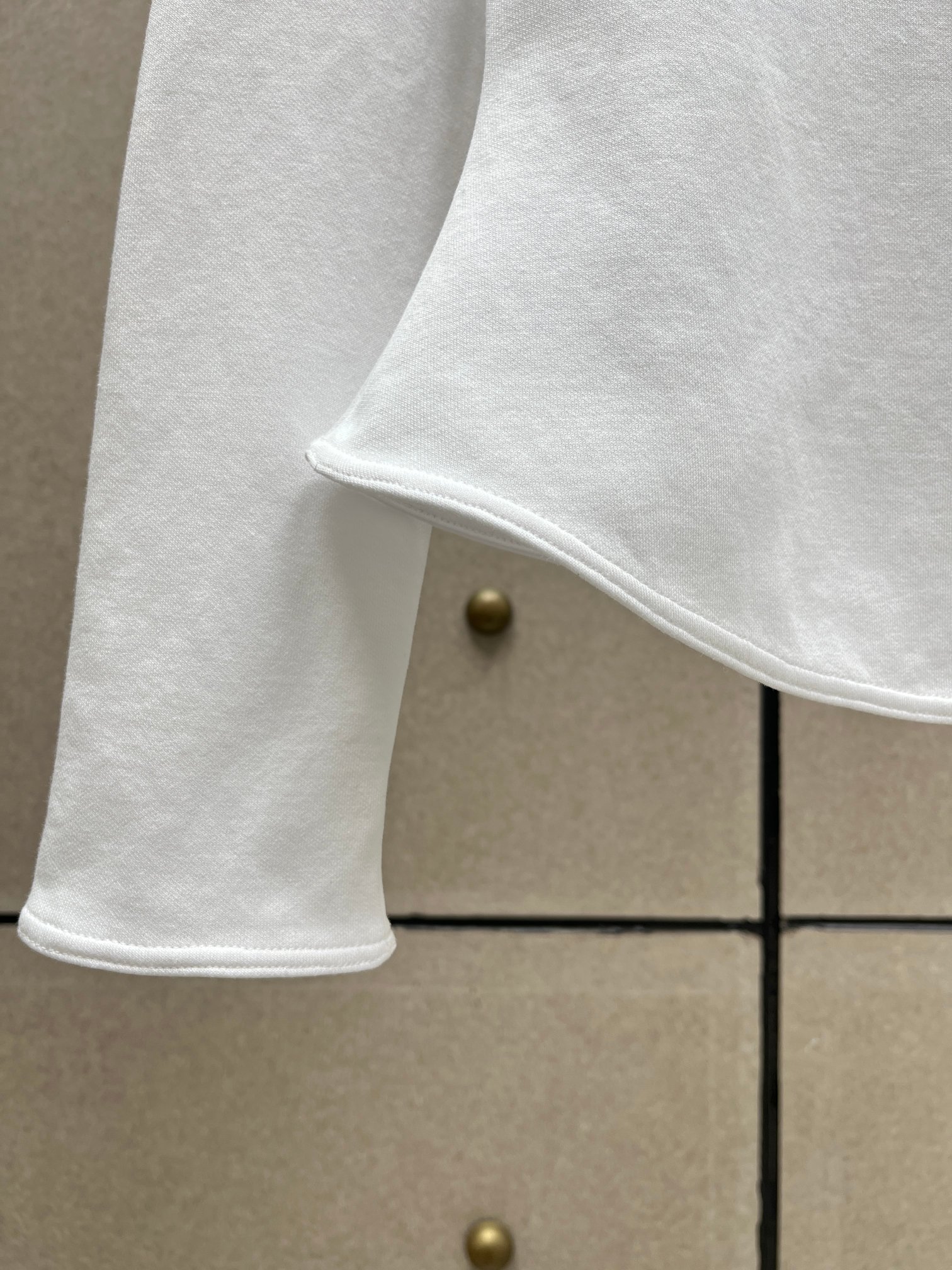 ❤️alai 字母一字领长袖上衣！棉 SML