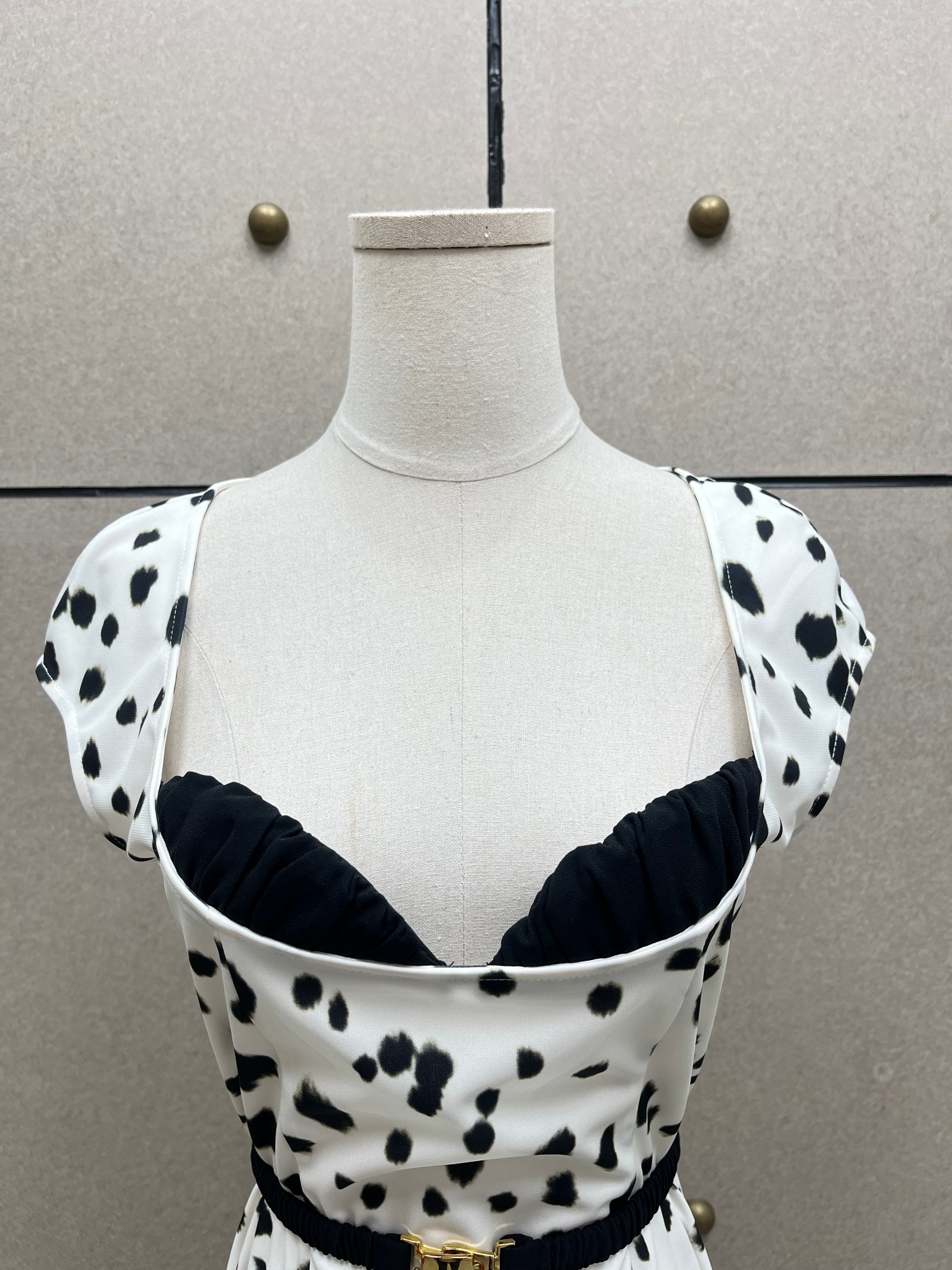 ❤️斑点印花收腰连衣裙！SML