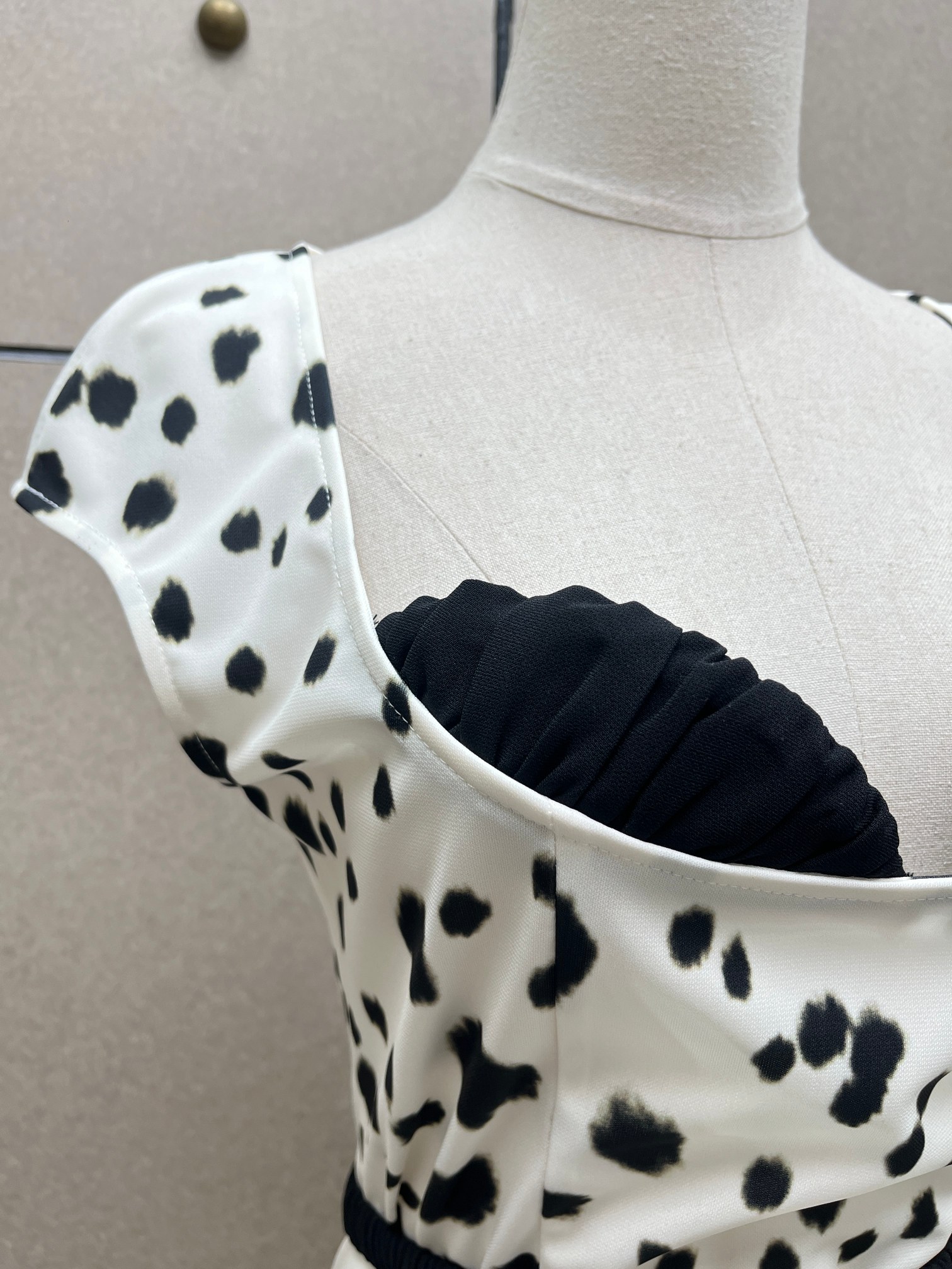 ❤️斑点印花收腰连衣裙！SML