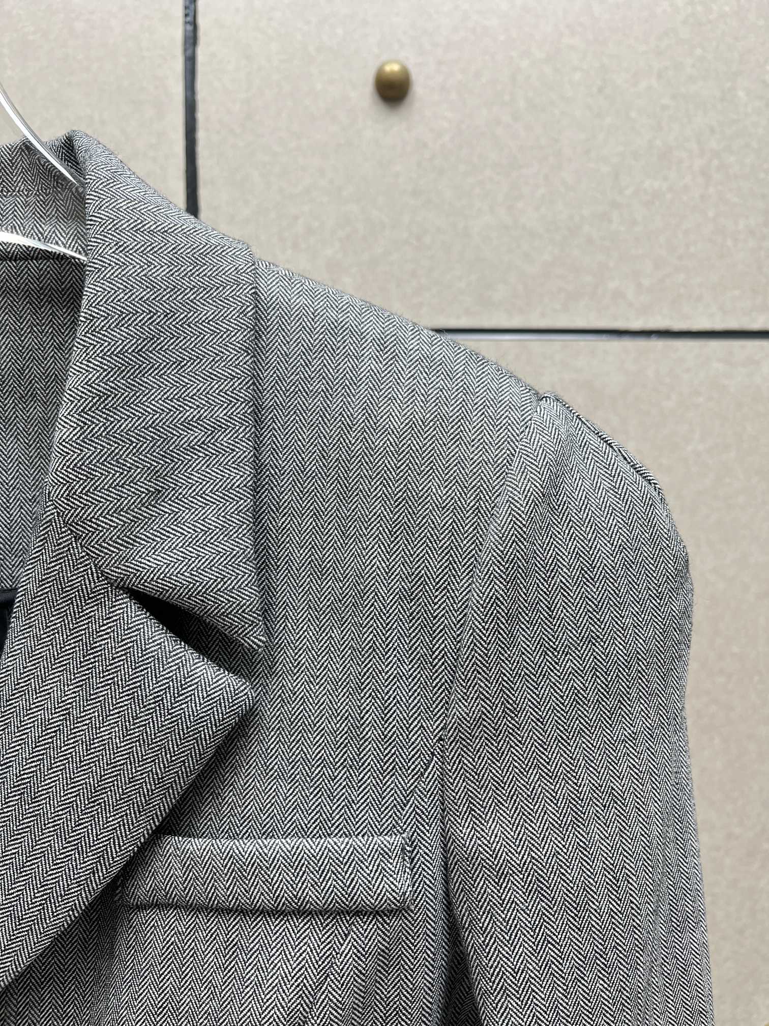 ❤️人字纹修身小西装！羊毛 SML