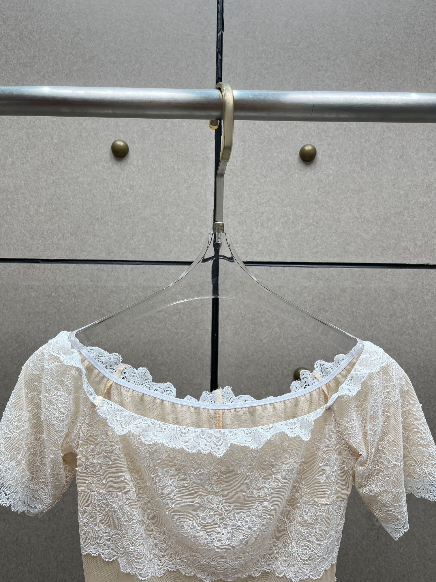 ❤️蕾丝花边拼接露肩短袖上衣！SML