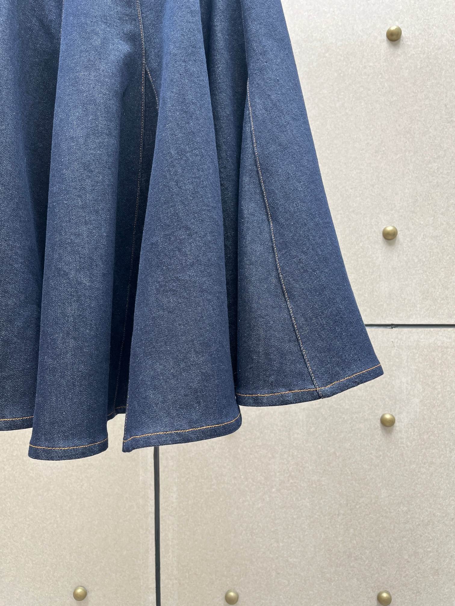 ❤️刺绣标志牛仔多褶半裙！棉 SML