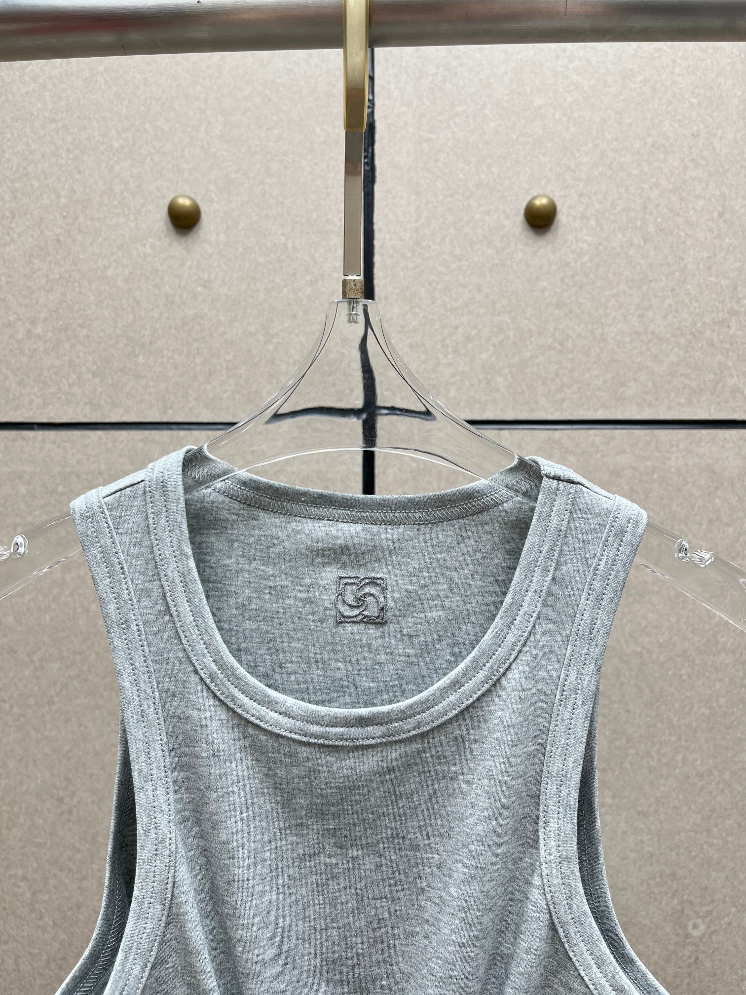 ♥️新款打结纽花背心！棉 两色 SML