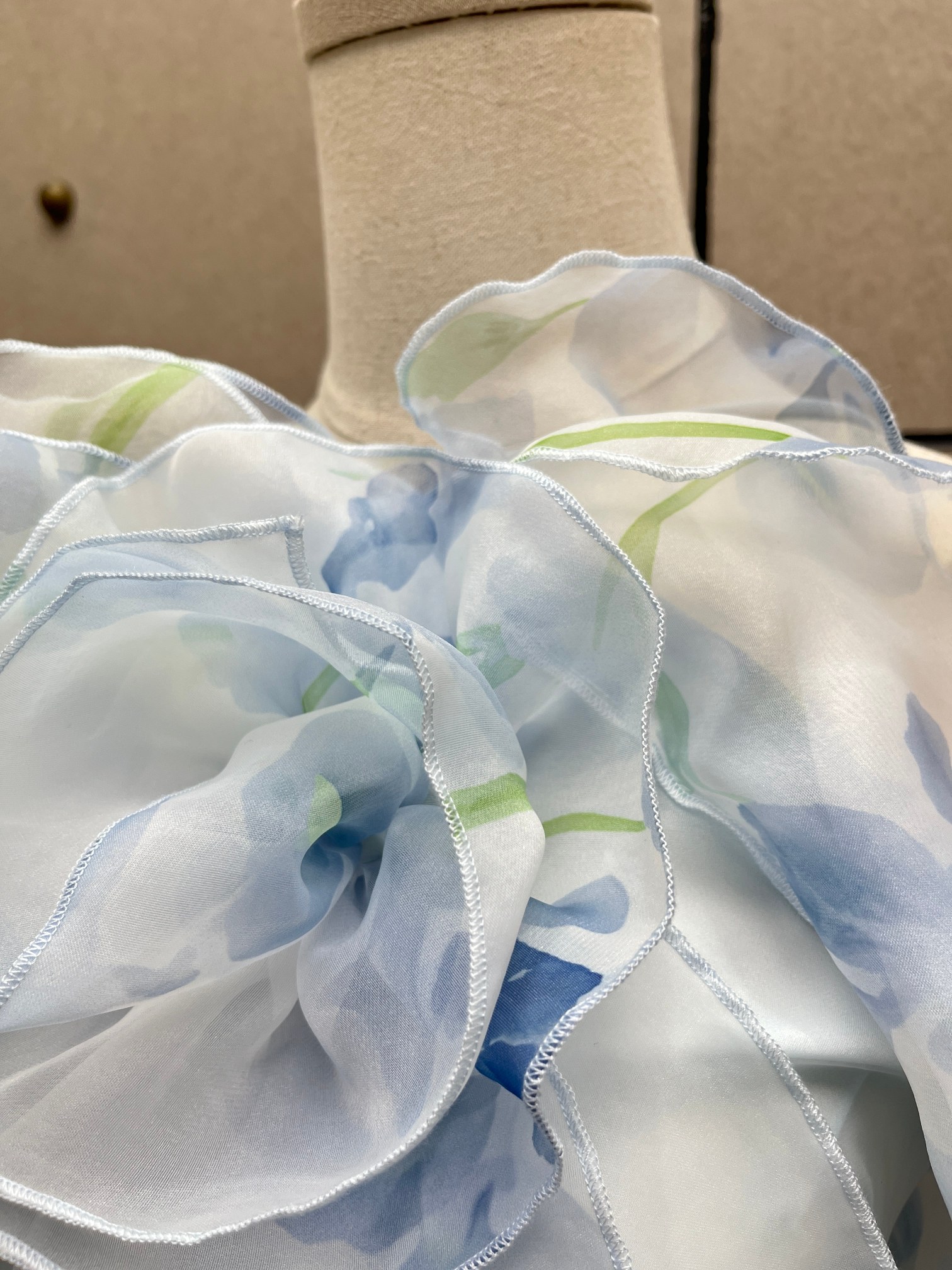 ♥️多层胸花印花连衣裙！ SML