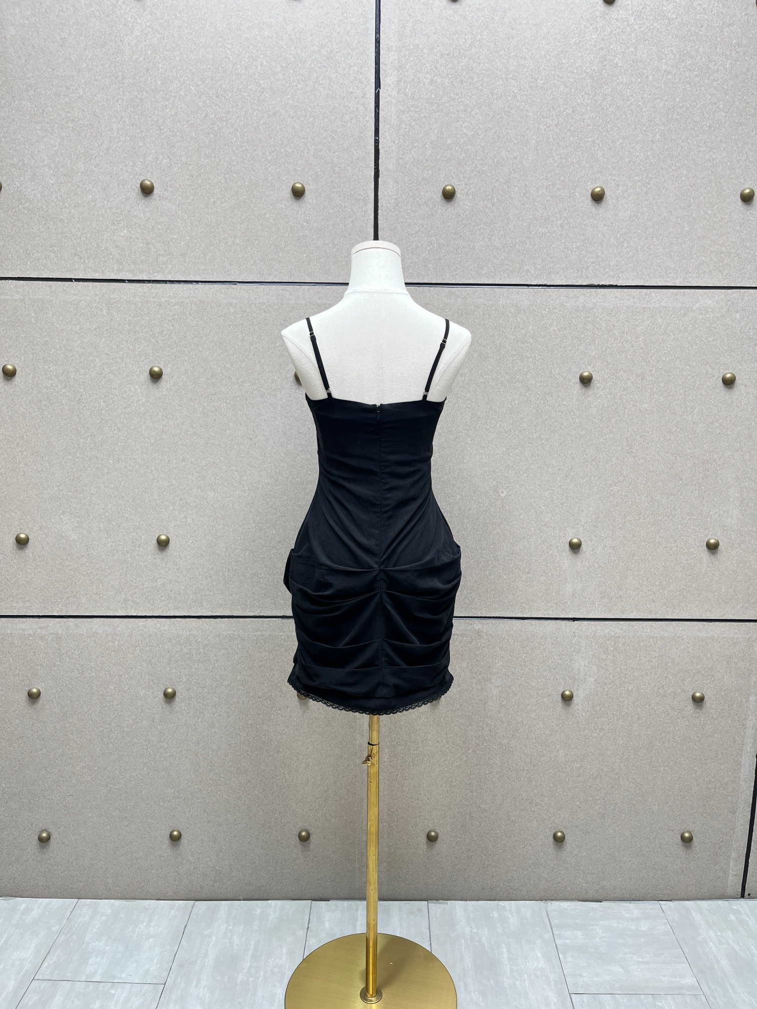 ❤️镂空花边连衣裙！两色 SML